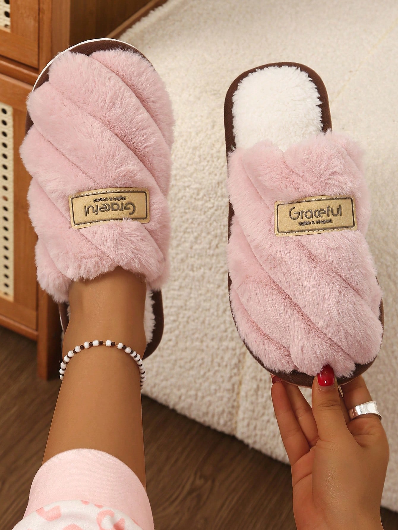 Pantoufles épaisses à rayures et lettres moelleuses pour femmes, chaussures d'intérieur — vue 12