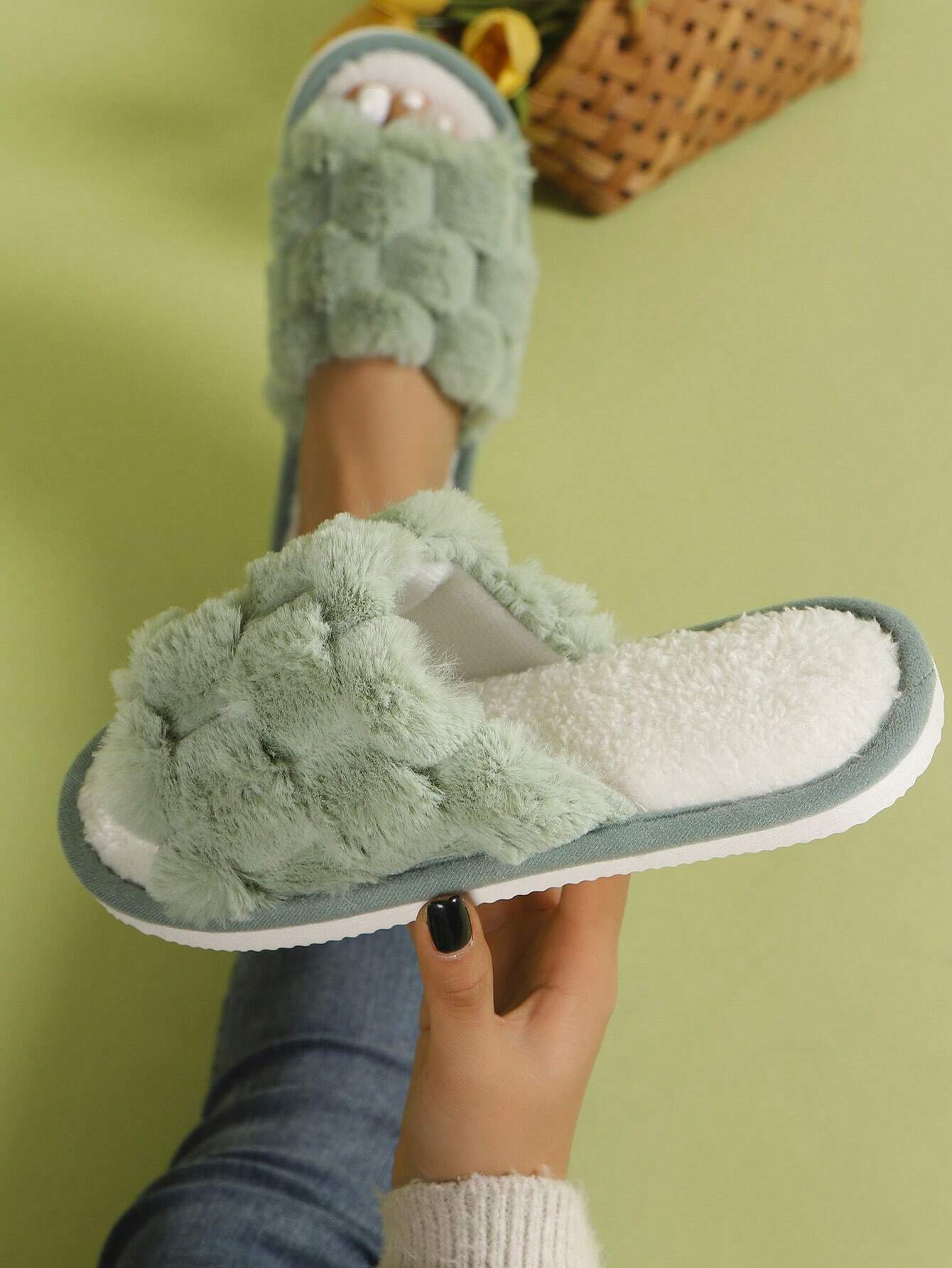 Pantoufles ouvertes en peluche moelleuse pour femmes, confortables et respirantes, — vue 6