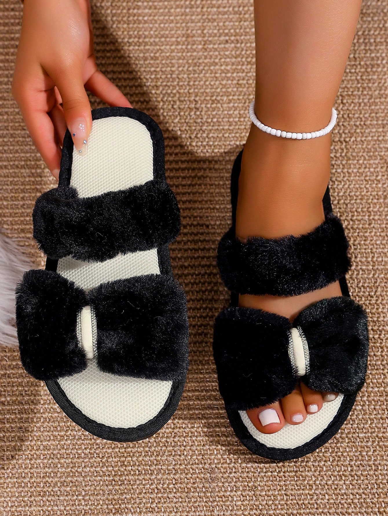 Pantoufles plates en peluche pour femmes, automne/hiver, chaussures d'intérieur