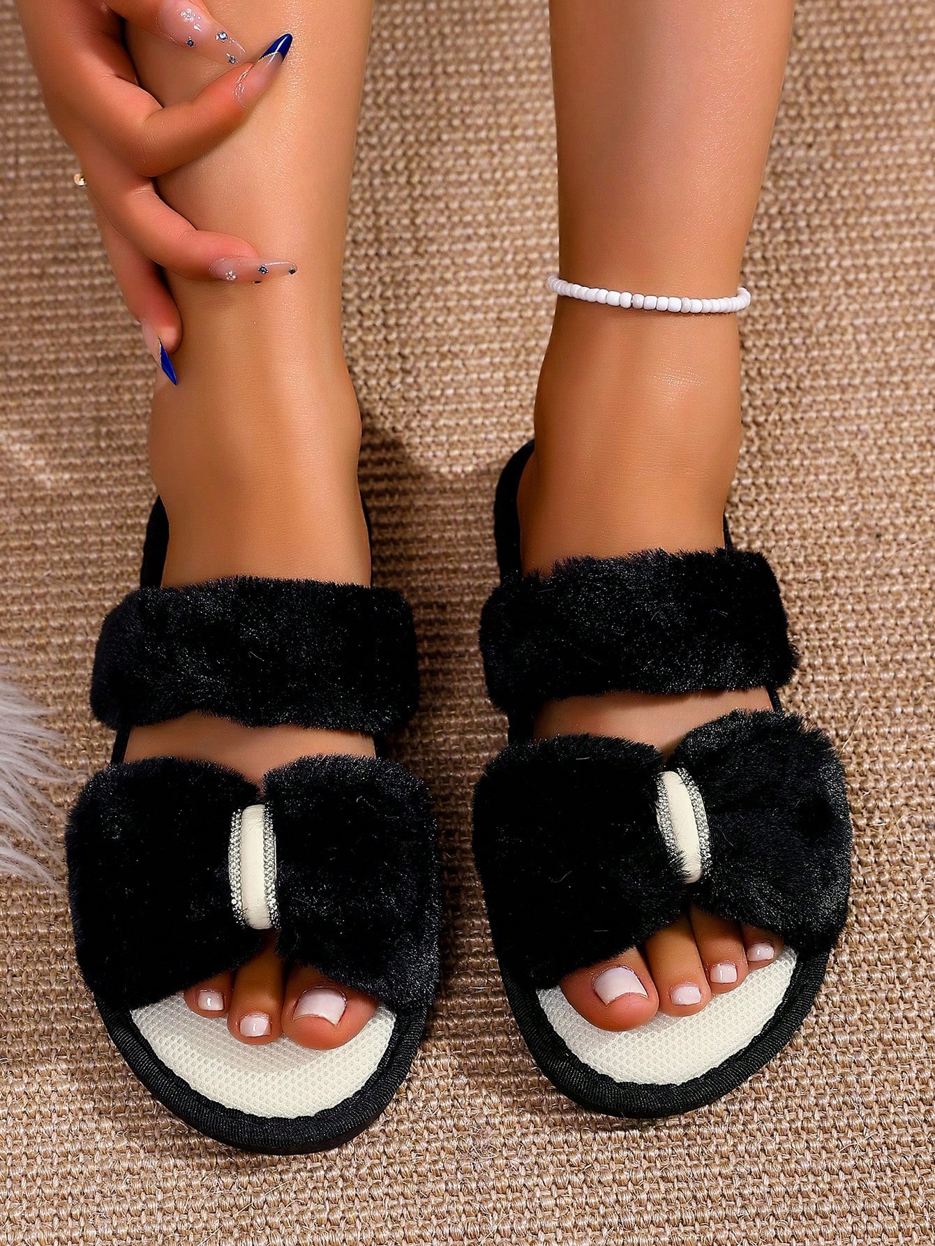 Pantoufles plates en peluche pour femmes, automne/hiver, chaussures d'intérieur — vue 4