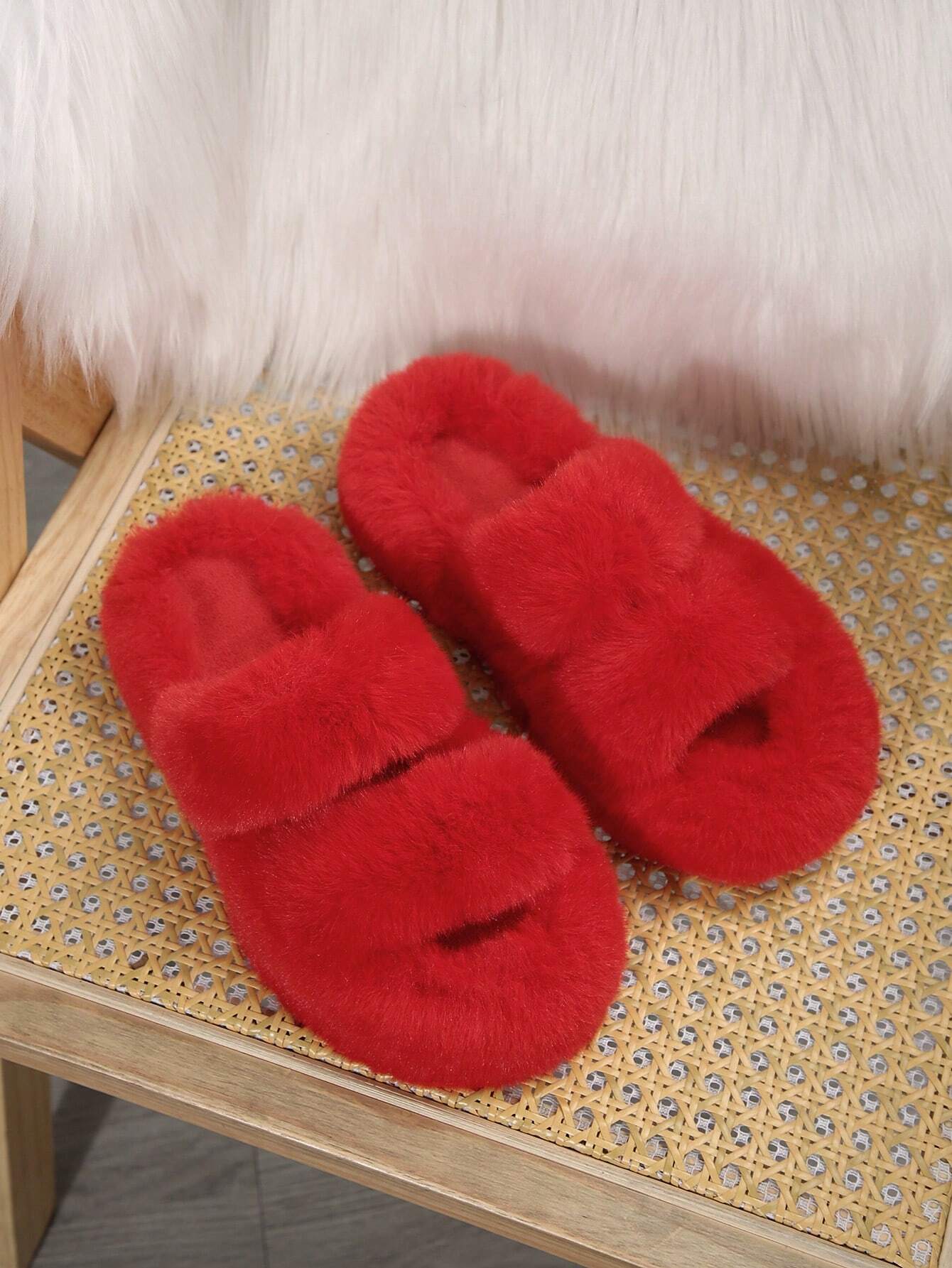 Pantoufles épaisses en peluche pour femmes, pantoufles douilletes d'intérieur/extérieur — vue 7