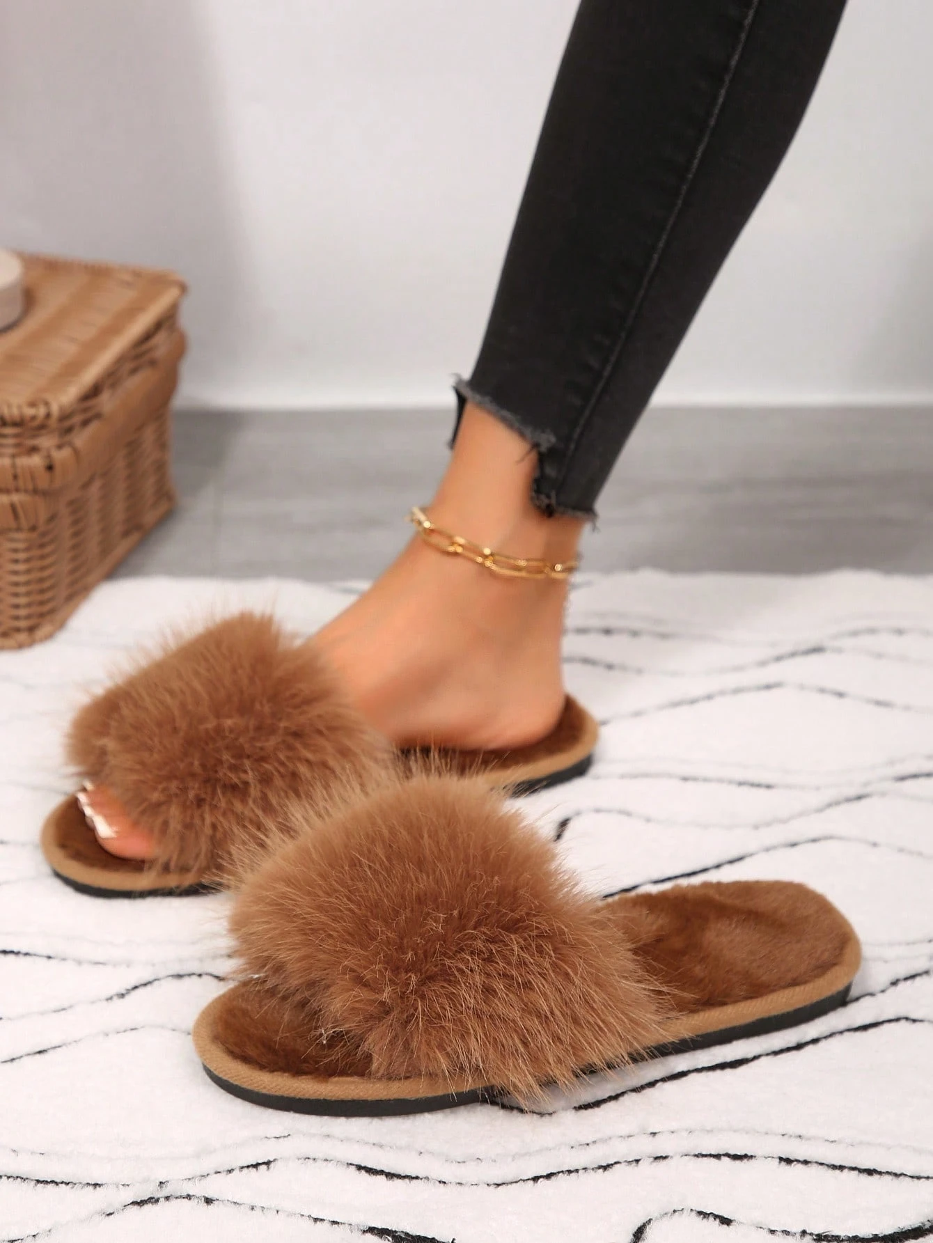 Pantoufles à double bride en fausse fourrure pour femmes, mules d'intérieur douces et — vue 20