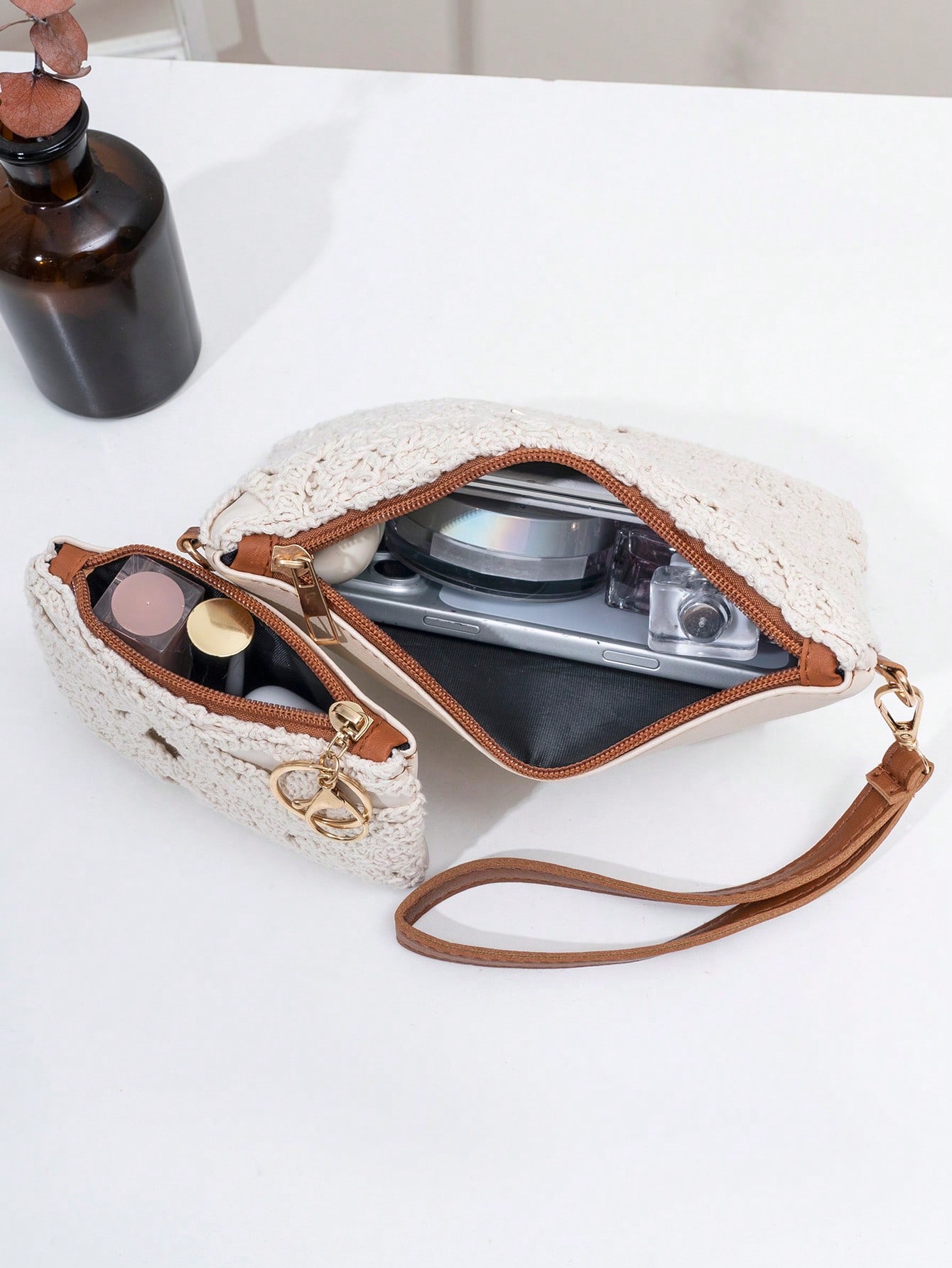 Ensemble 2 pièces avec petit portefeuille, sac à main tressé ajouré à motif floral, — vue 10
