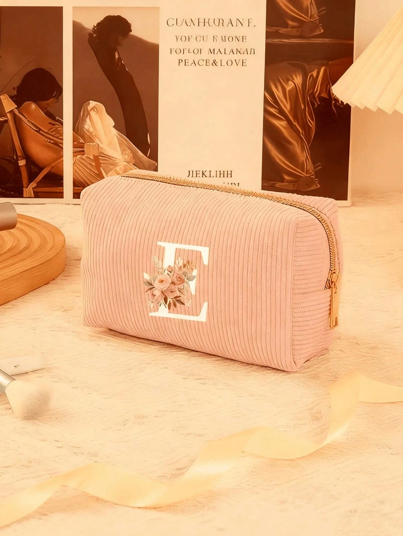 Sac de maquillage en velours rose A-Z avec lettre initiale, sac de toilette de voyage — vue 8