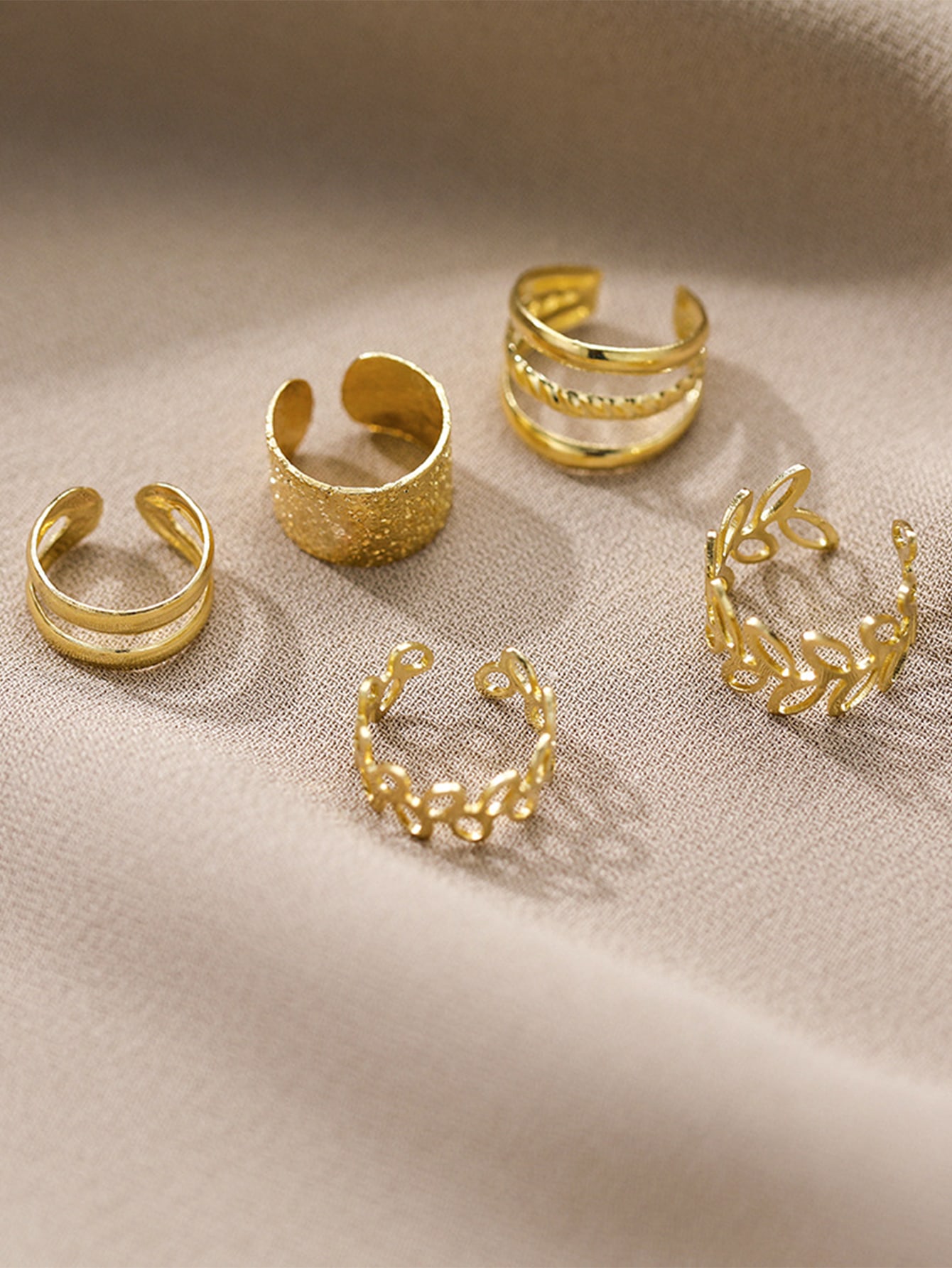 /Set Boucles d'oreilles Clip Mariage Dorées Avancées Boucles d'oreilles Femmes Ensemble — vue 3