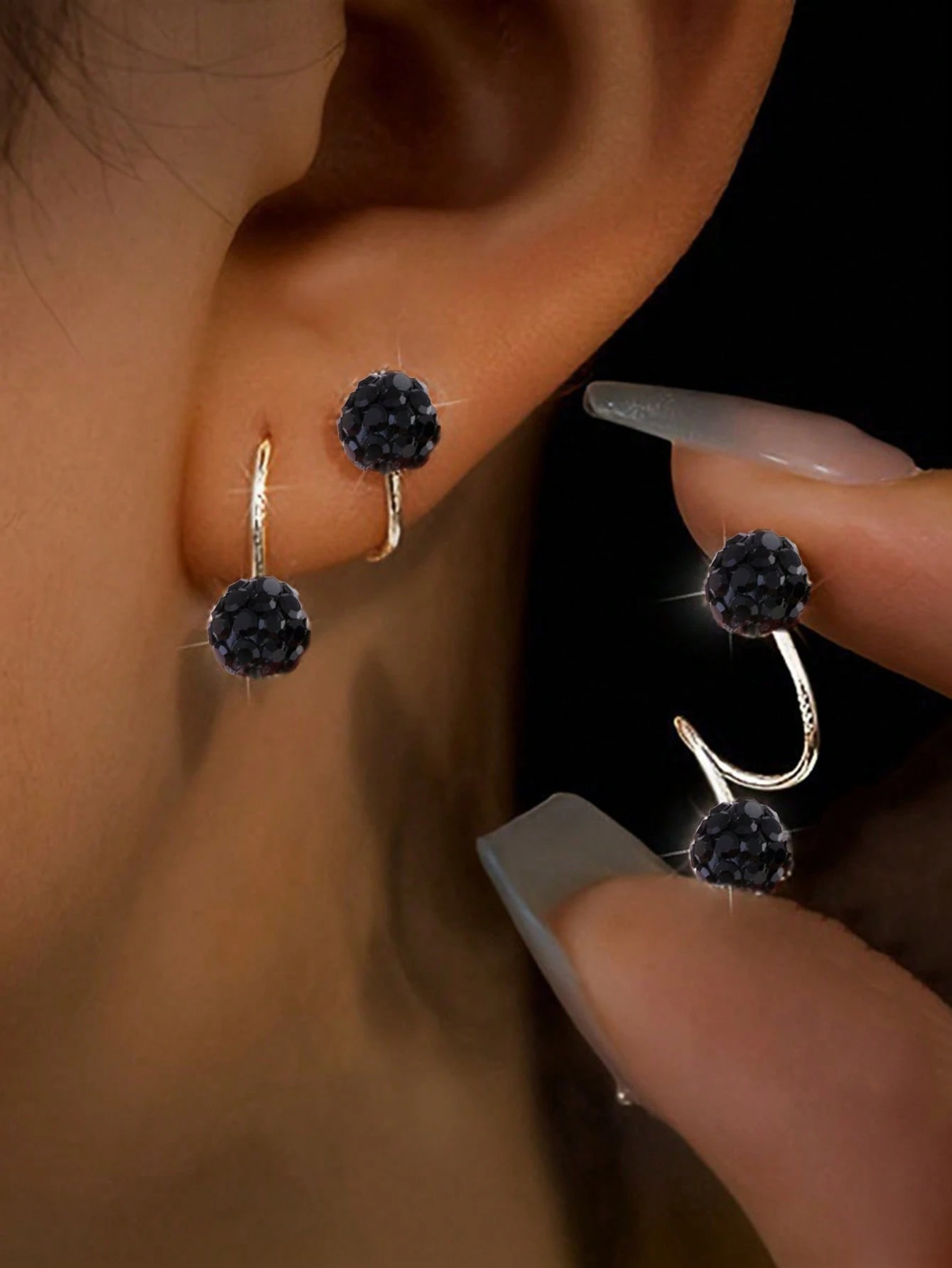 1 paire de boucles d'oreilles à boule de strass avec fermeture à vis double tête de style — vue 4