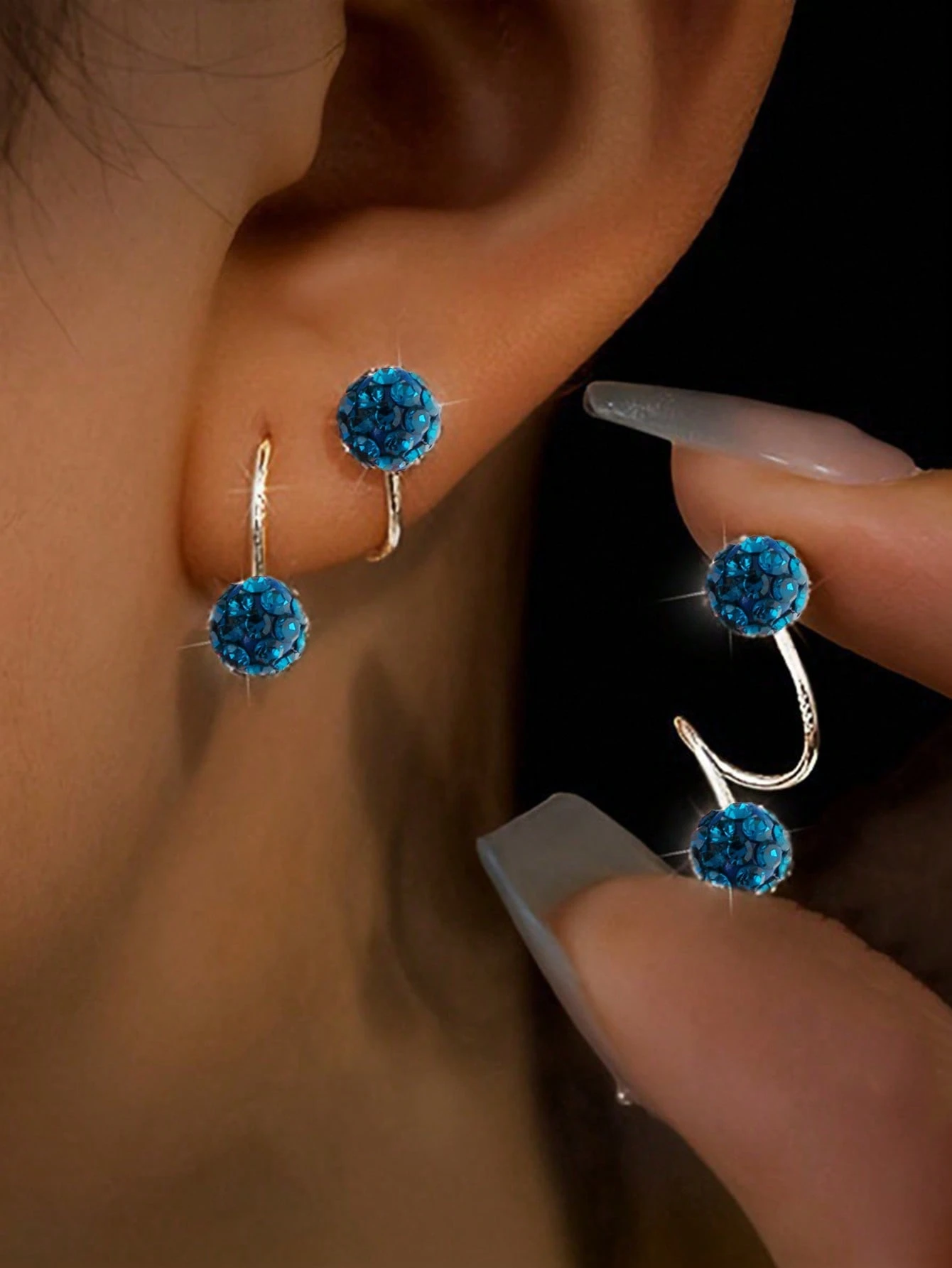 1 paire de boucles d'oreilles à boule de strass avec fermeture à vis double tête de style — vue 7