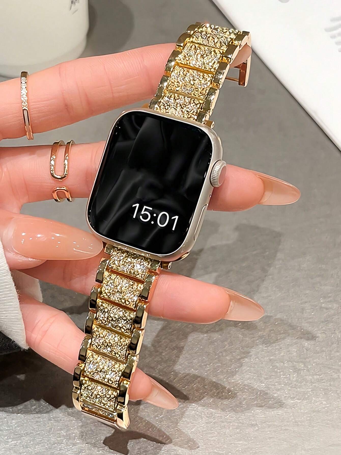 Bracelet de montre métallique entièrement serti de cristaux, compatible avec Apple Watch — vue 8