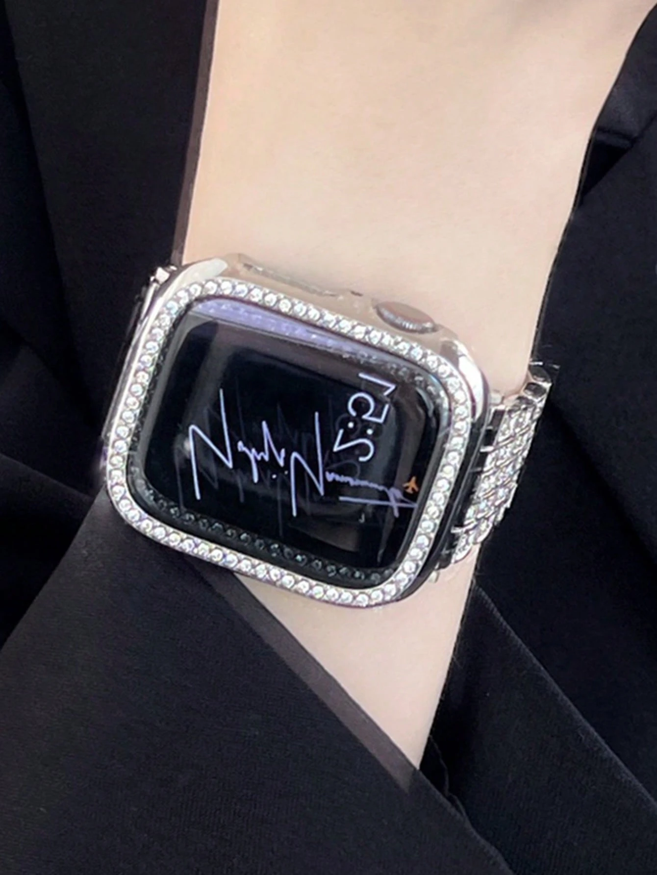 Bracelet de montre en métal or rose avec diamants, élégant et luxueux, avec boîtier or — vue 12