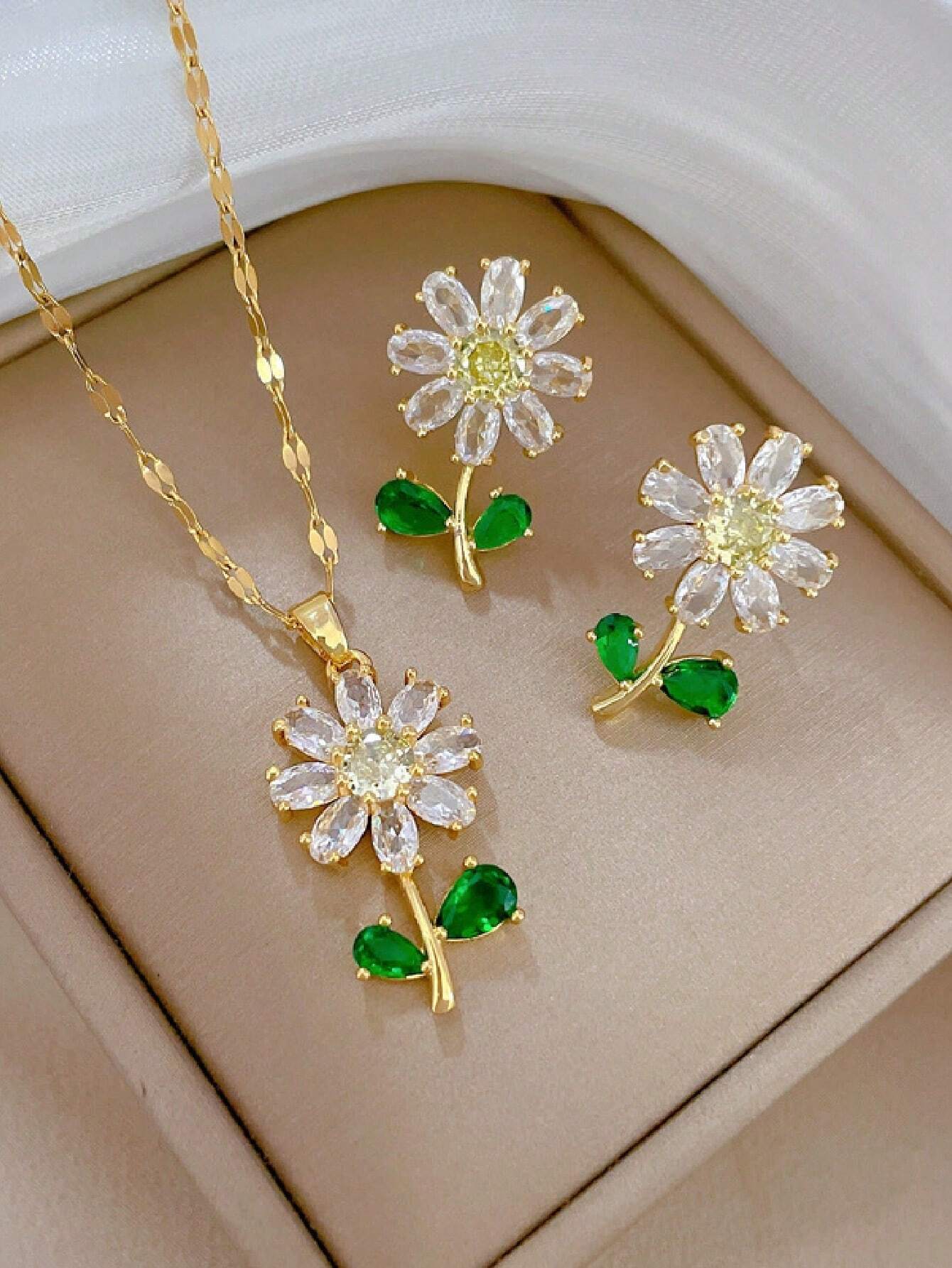 1 Set Collier et Boucles d'Oreilles en Acier Inoxydable avec Chaîne, Pendentif Goutte — vue 2