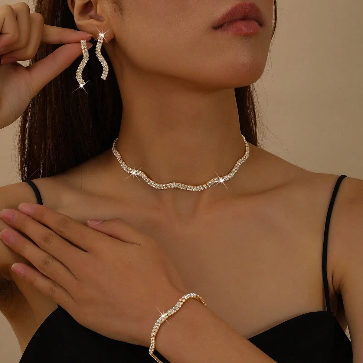 Ensemble de bijoux pour femmes - Collier, Boucles d'oreilles, Bracelet, Motif Losange, — vue 2