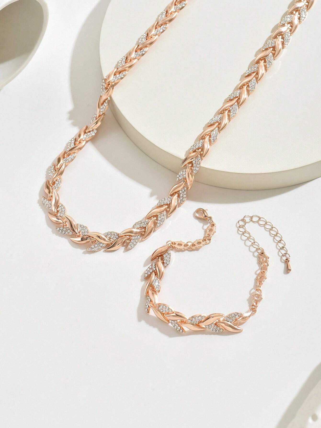 1 ensemble bracelet et collier liés en cristal or rose, bijou élégant et pour femme, — vue 9