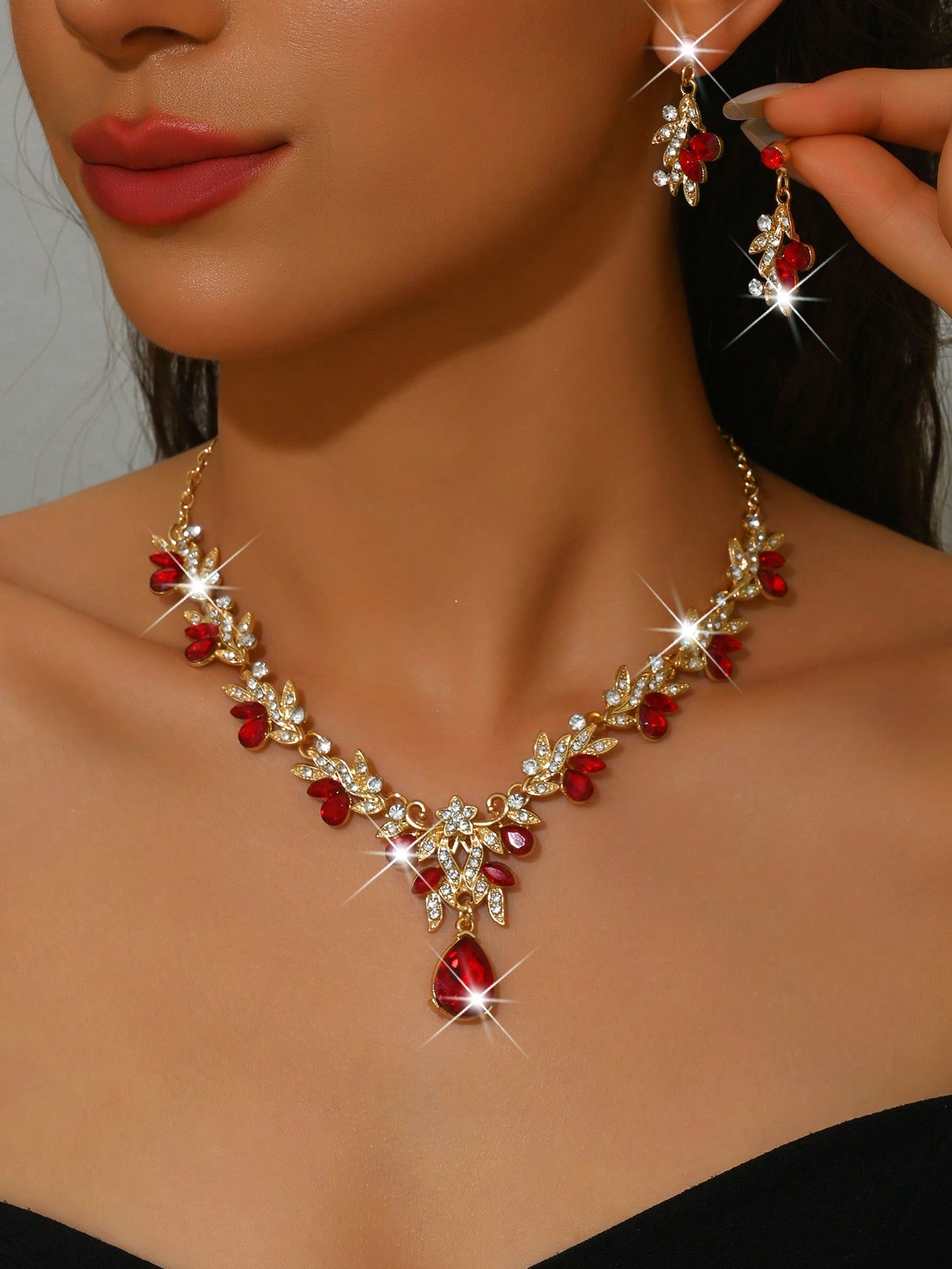Ensemble de bijoux de mode comprenant un collier et des boucles d'oreilles brillants avec — vue 2