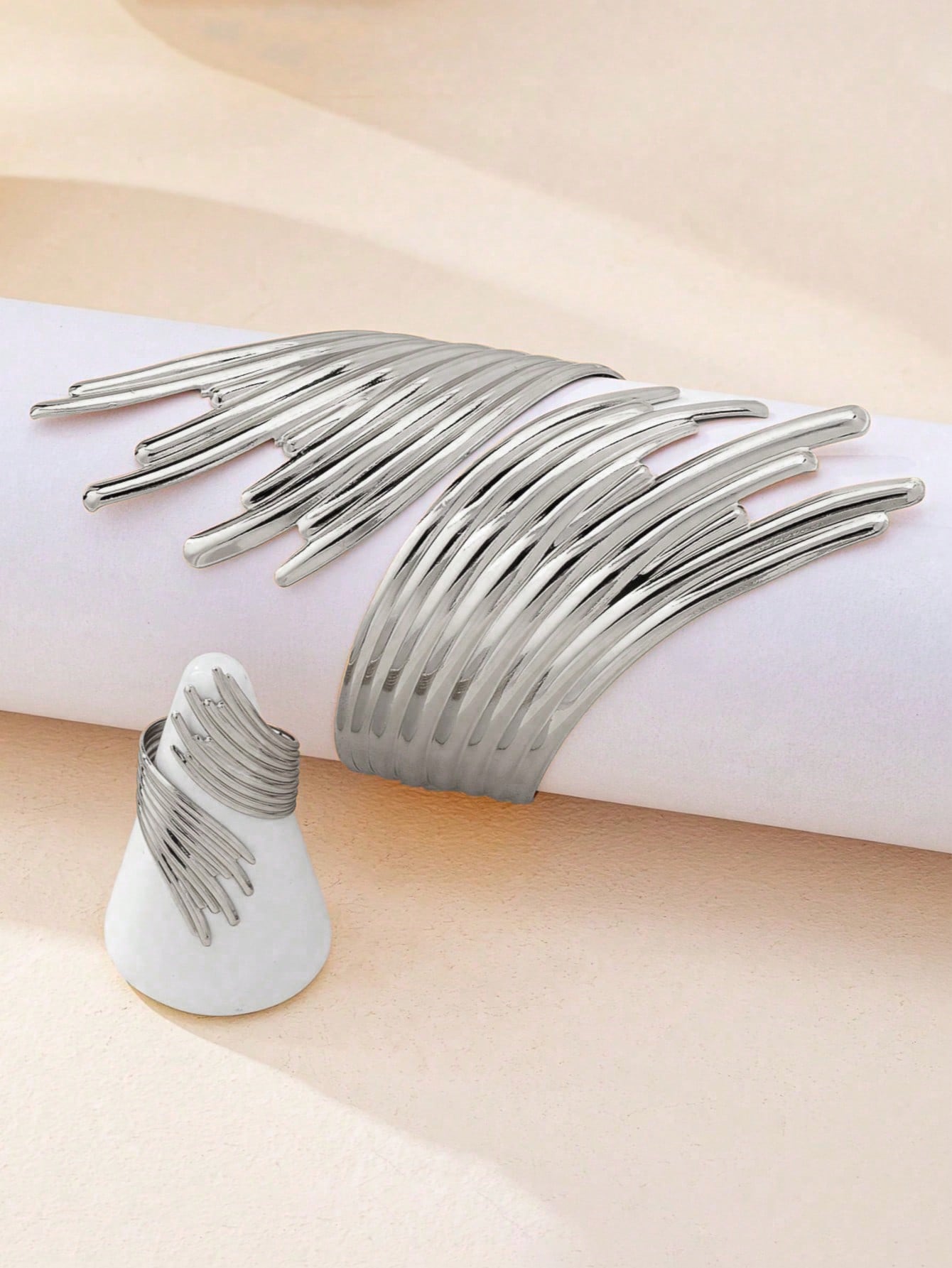 /set Bracelet et bague à aile texturée personnalisée de style européen et américain, — vue 5