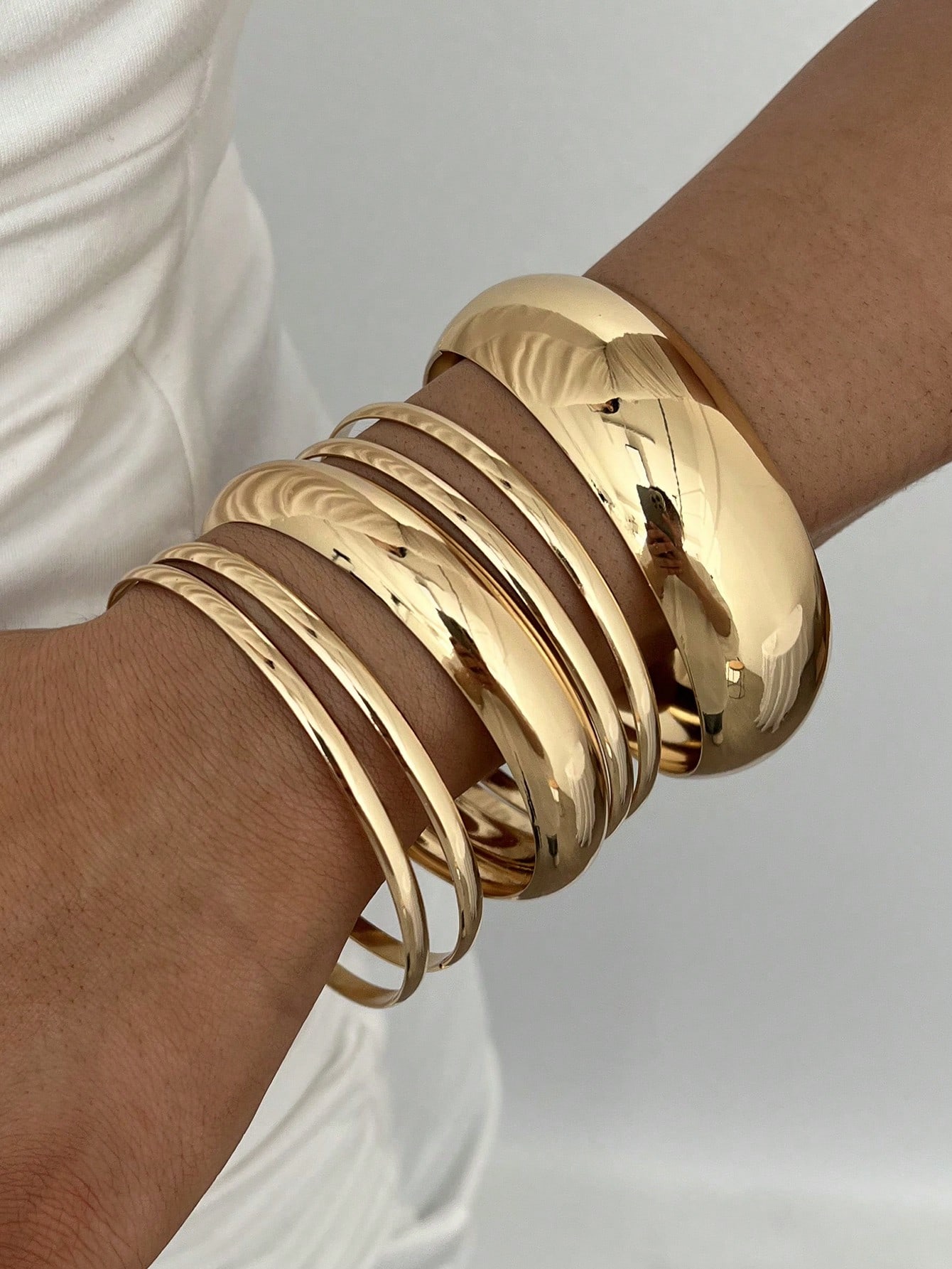 /set Bracelet large en métal doré avec design géométrique vintage exagéré et luxueux, — vue 2