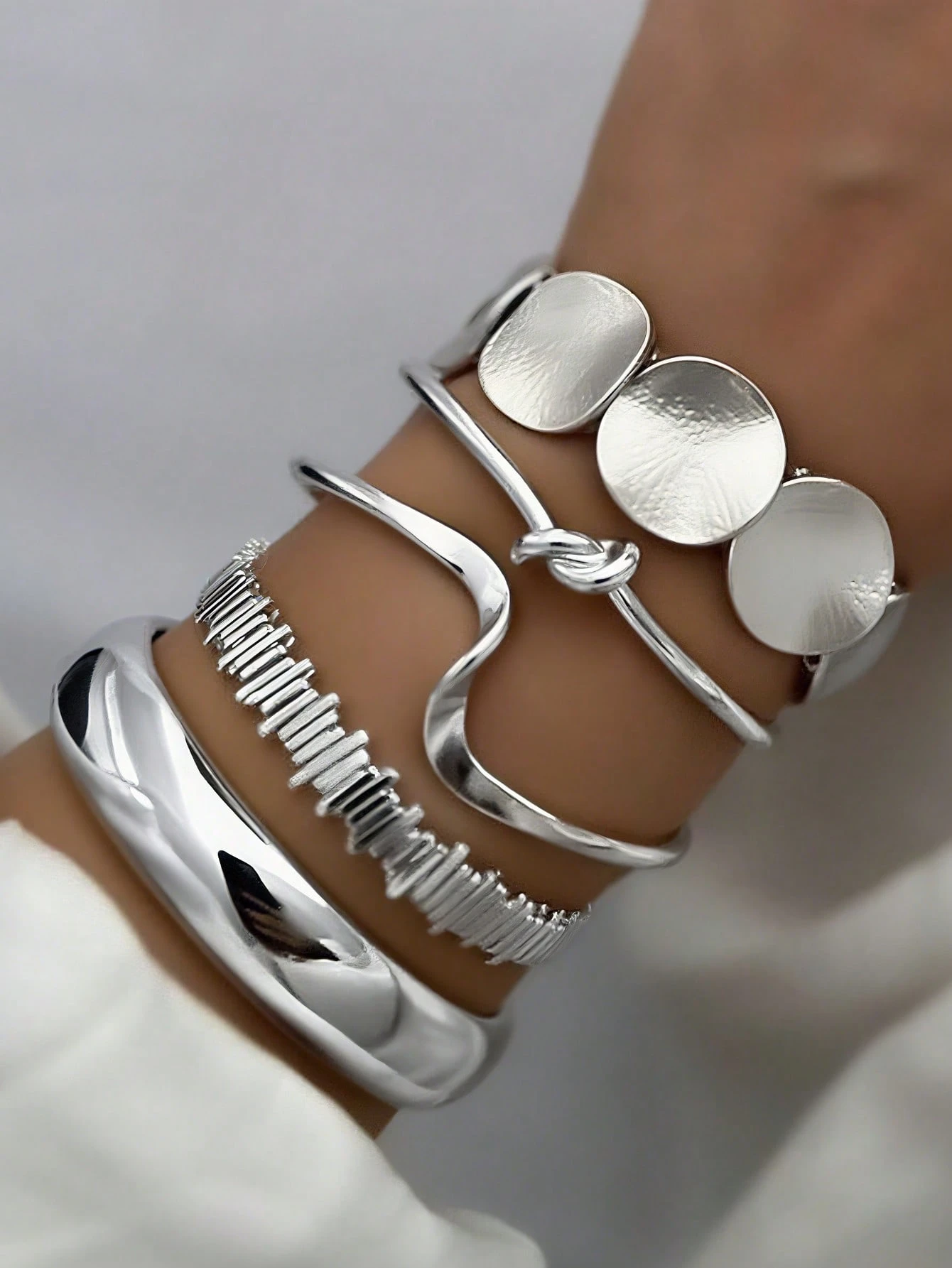 /set Bracelet large en métal doré avec design géométrique vintage exagéré et luxueux, — vue 5