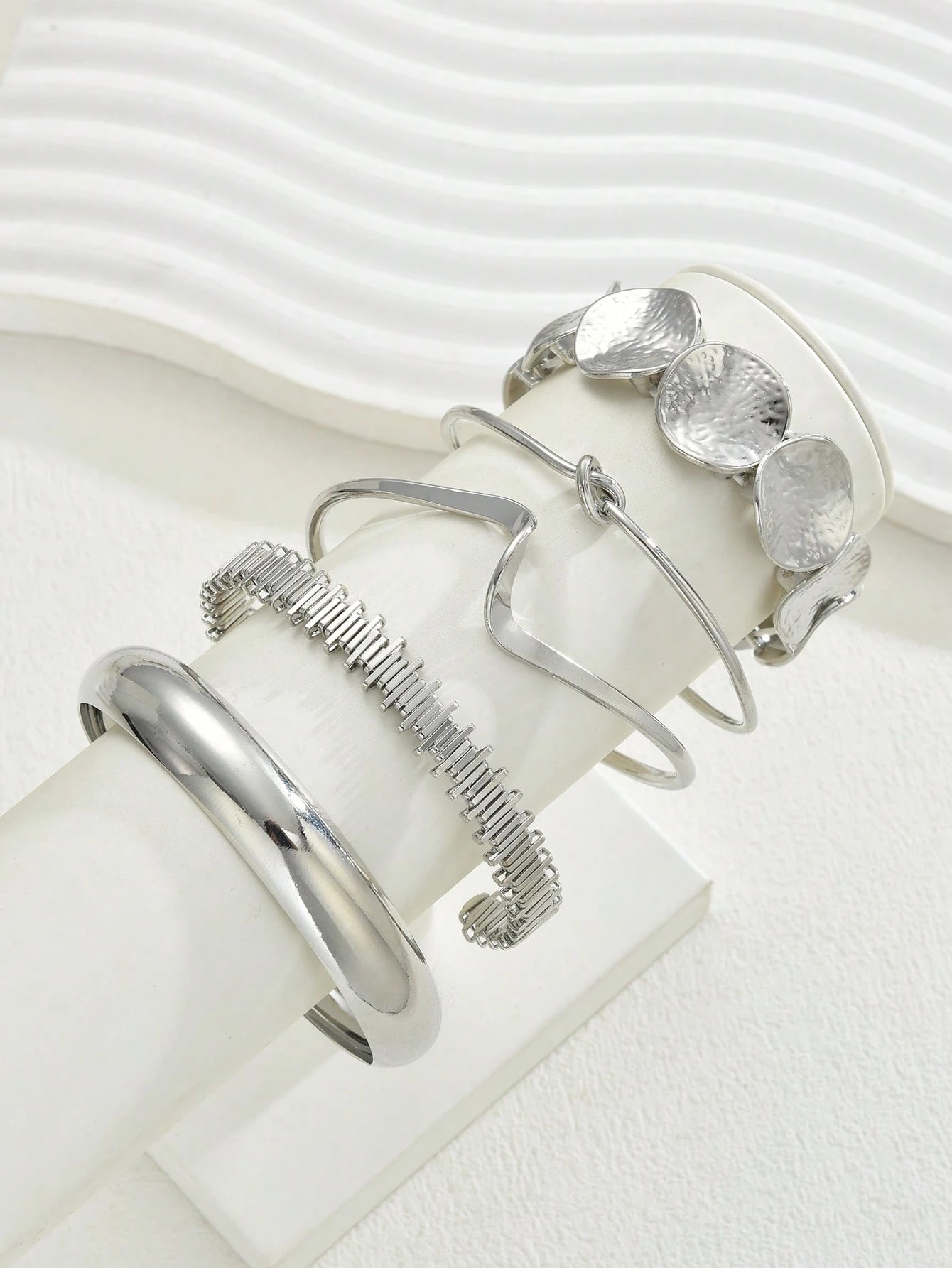 /set Bracelet large en métal doré avec design géométrique vintage exagéré et luxueux, — vue 10