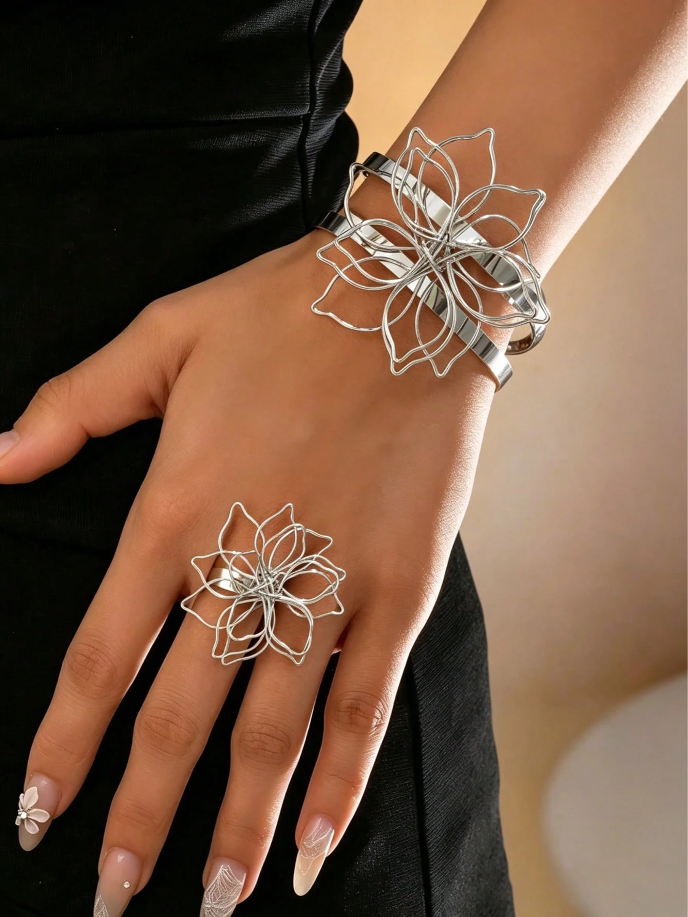 /set Bracelet et bague à aile texturée personnalisée de style européen et américain, — vue 11
