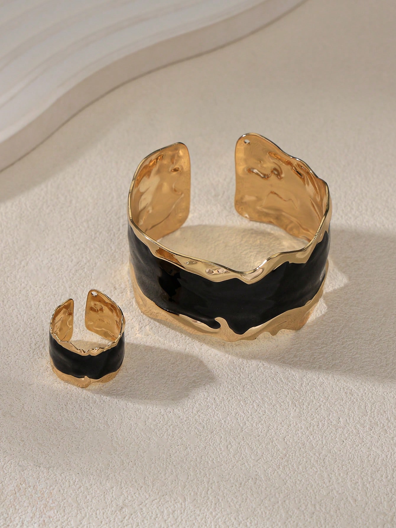 1 set Ensemble de bijoux bangle en or avec perle de ligne géométrique rétro chic et bague — vue 9