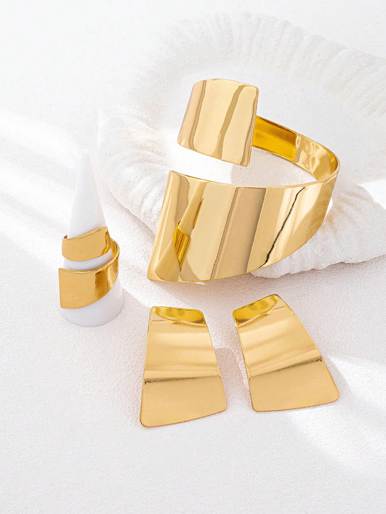 1 set de bijoux à la mode en métal avec boucles d'oreilles à larges clous géométriques — vue 2