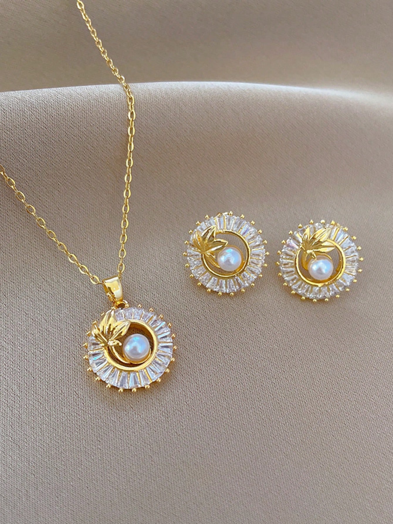 1 Set Collier et Boucles d'Oreilles en Acier Inoxydable avec Chaîne, Pendentif Goutte — vue 13