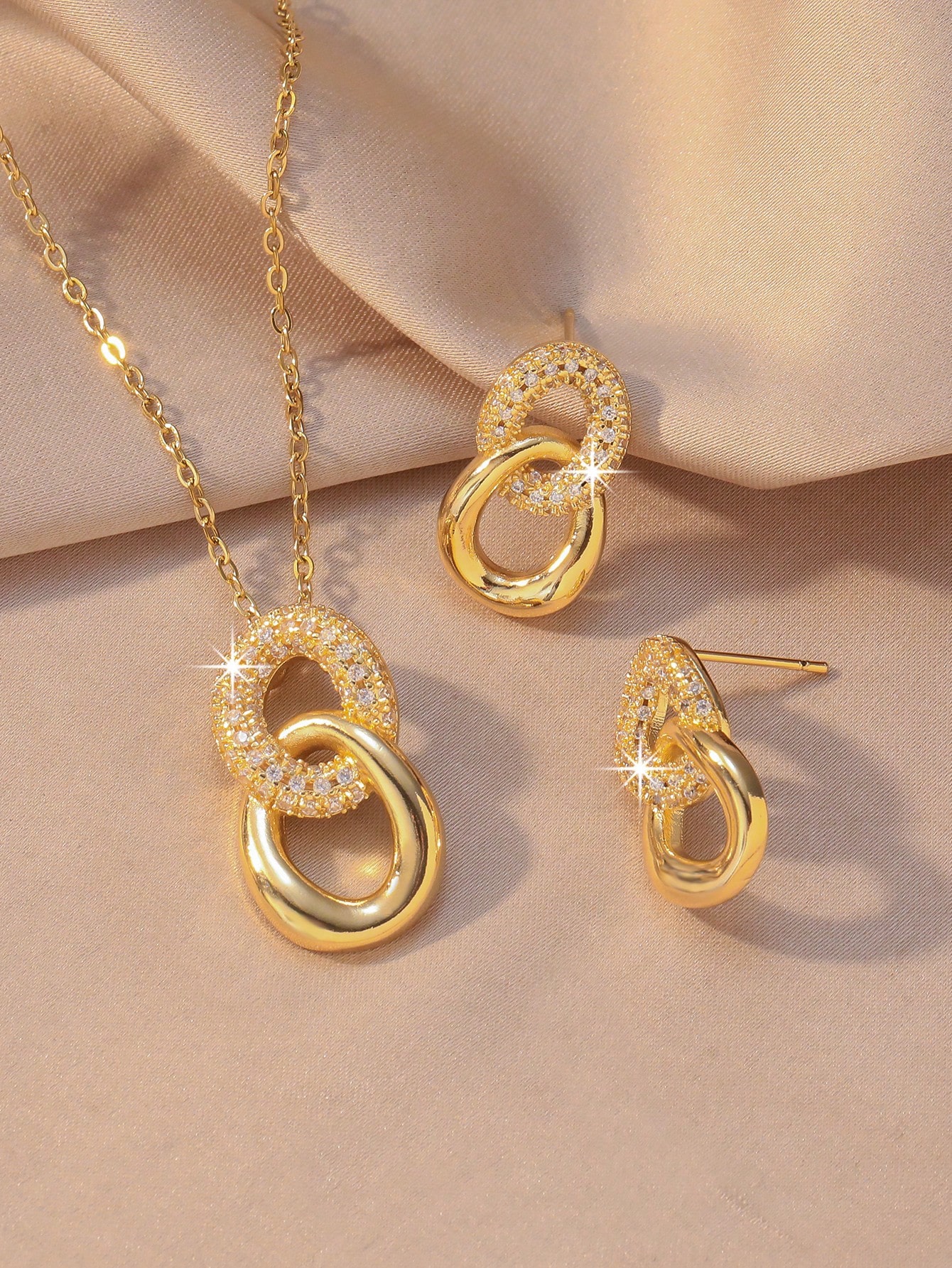 /Set Collier pendentif ovale double entrelacé or/argent pour femmes & boucles d'oreilles — vue 3