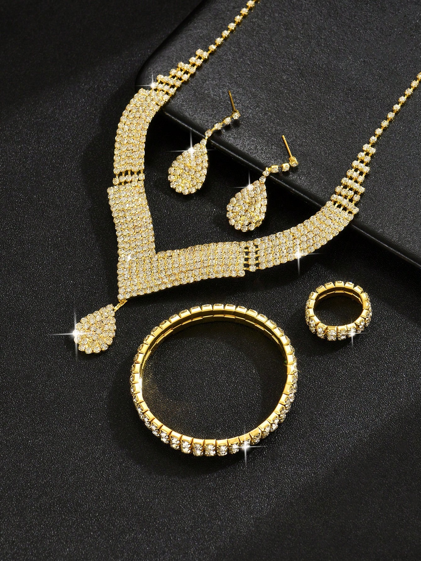 /set Ensemble de bijoux Collier, Boucles d'oreilles, Bracelet, Bague pour Femmes, — vue 12