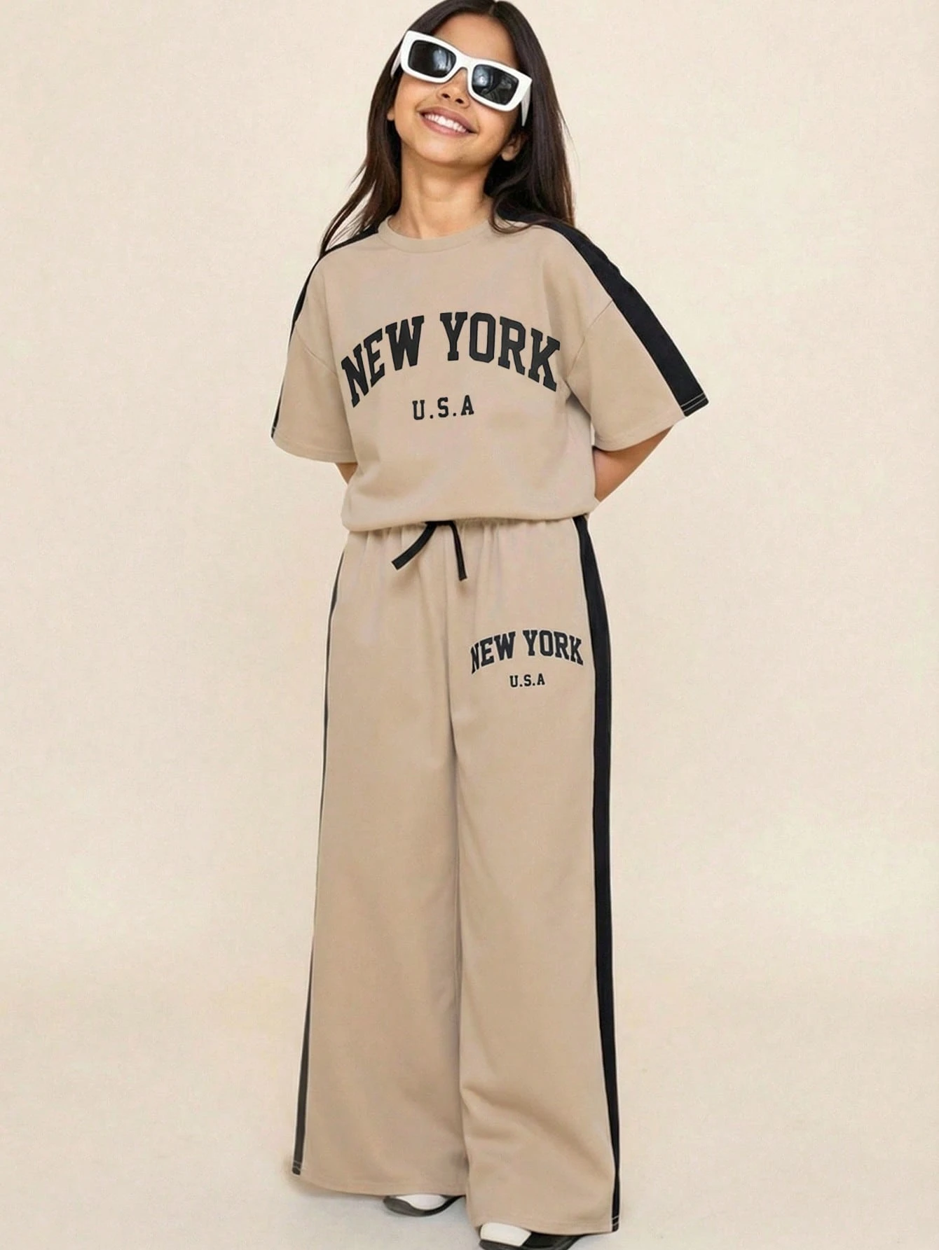 Ensemble t-shirt et pantalon décontracté, ample et minimaliste pour