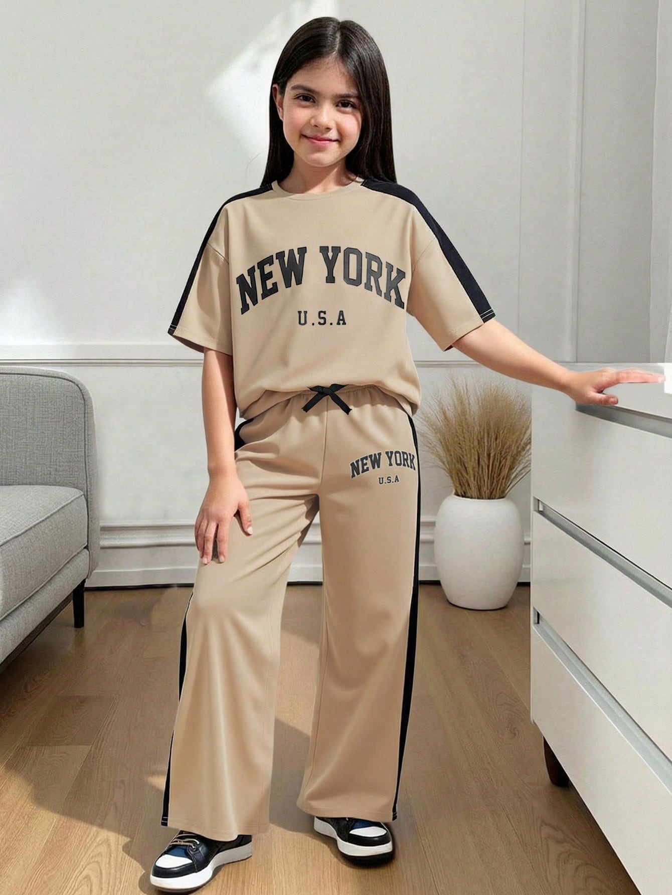 Ensemble t-shirt et pantalon décontracté, ample et minimaliste pour — vue 9