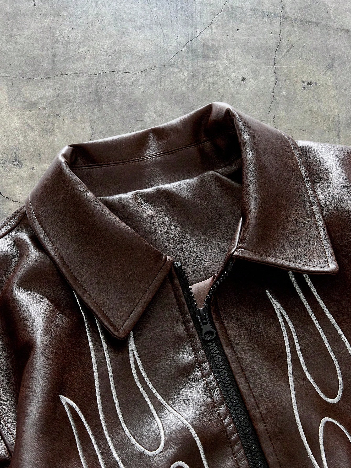 AXEPEAK Veste en cuir PU à manches longues et fermeture éclair avant de couleur unie pour — vue 11