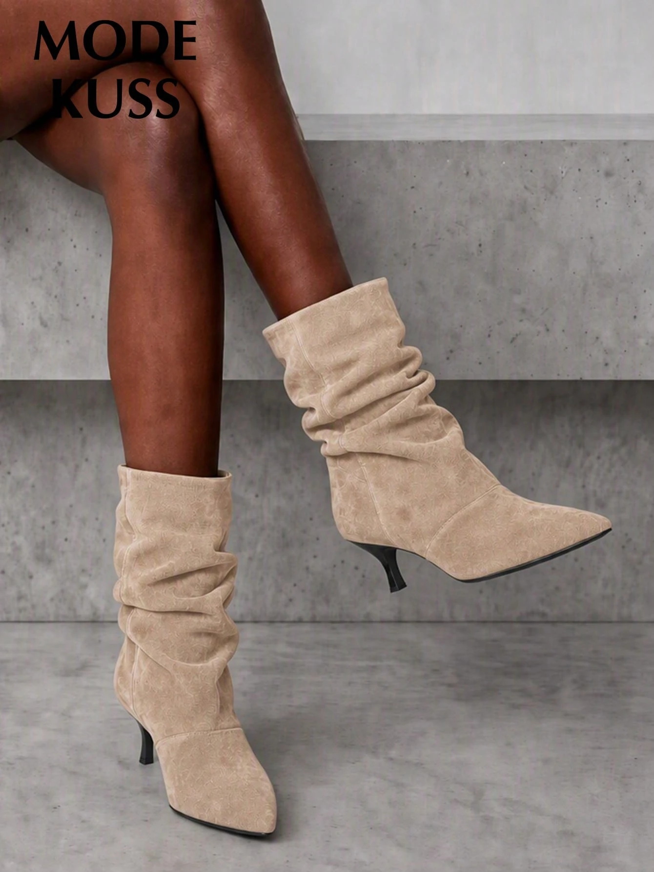 Nouvelles bottines à talons aiguilles pointus empilés et froncés, mode minimaliste