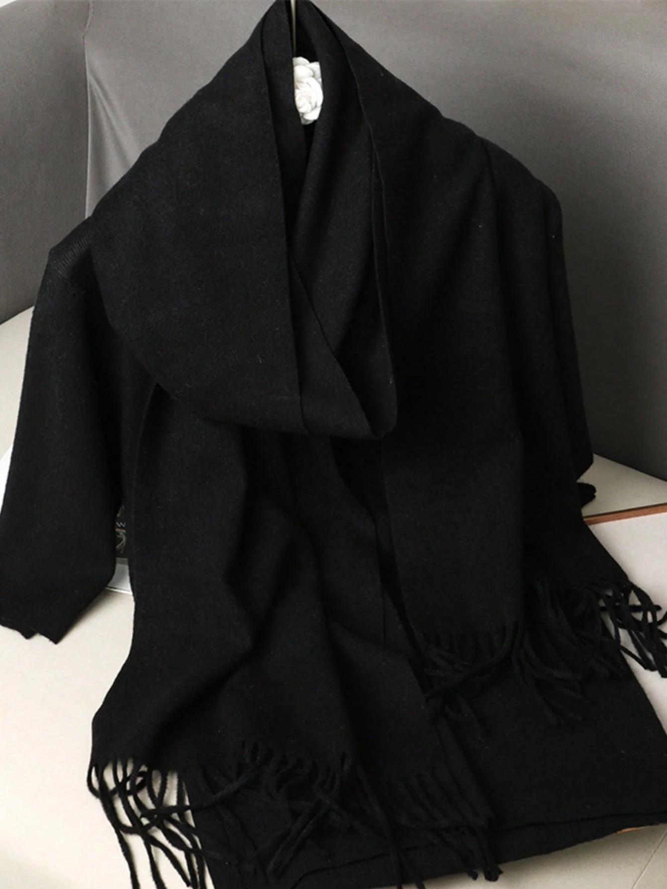 Écharpe pashmina femme en sergé premium avec franges, couleur unie, automne/hiver, châle — vue 12
