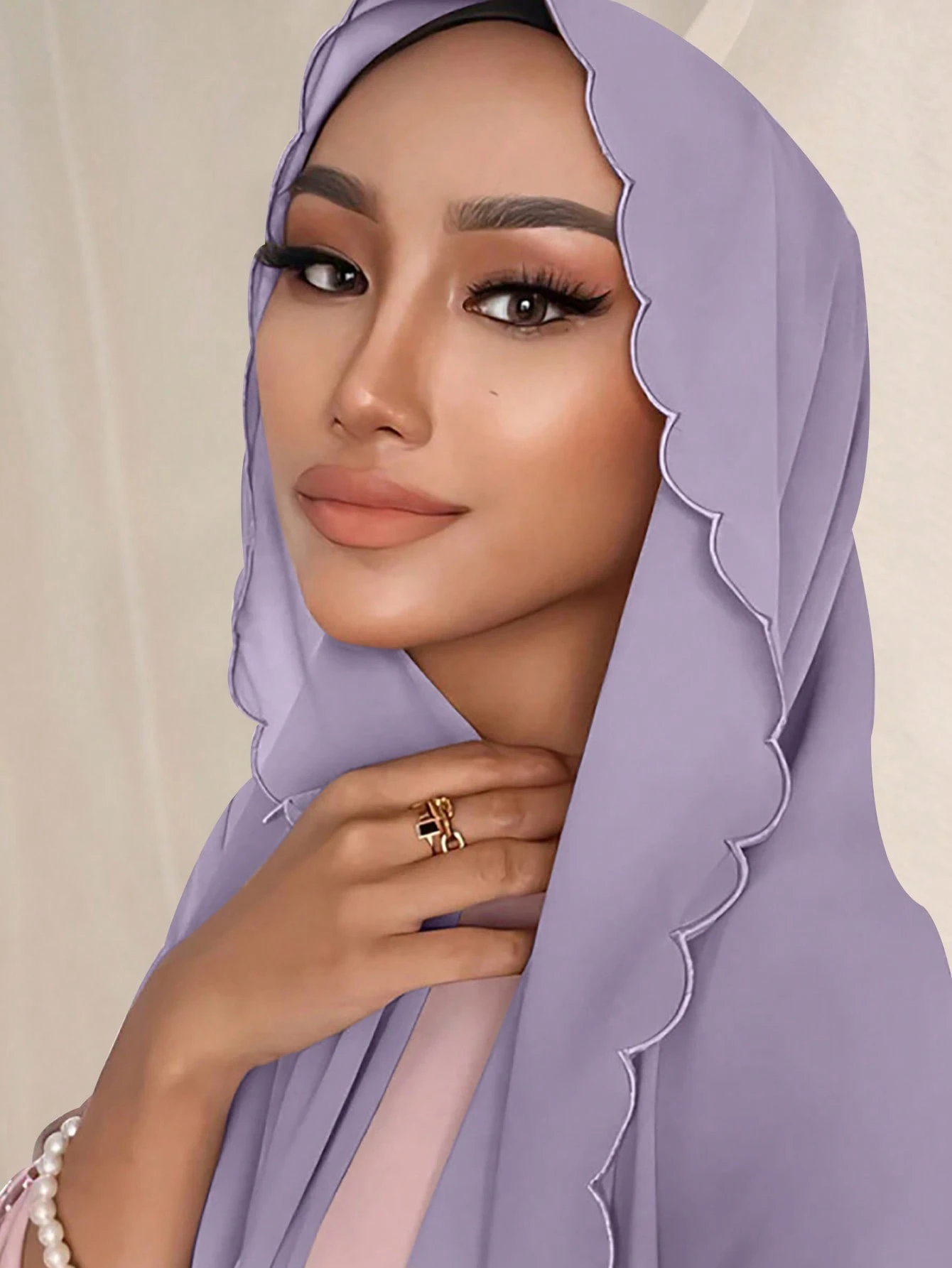 Foulard de tête pour femme 180*70CM couleur unie avec bordure en dentelle élégant en — vue 5