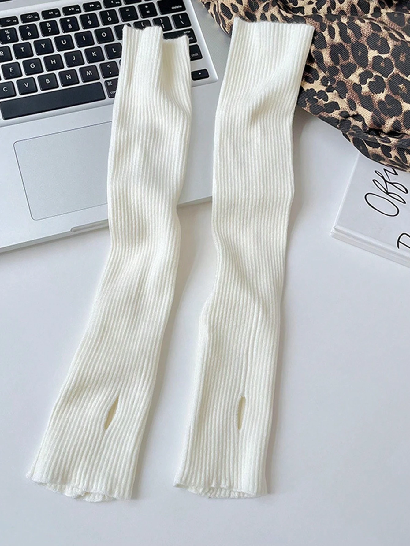 1 paire de gants sans doigts en tricot blanc unicolore à la mode pour femmes, convenant — vue 11