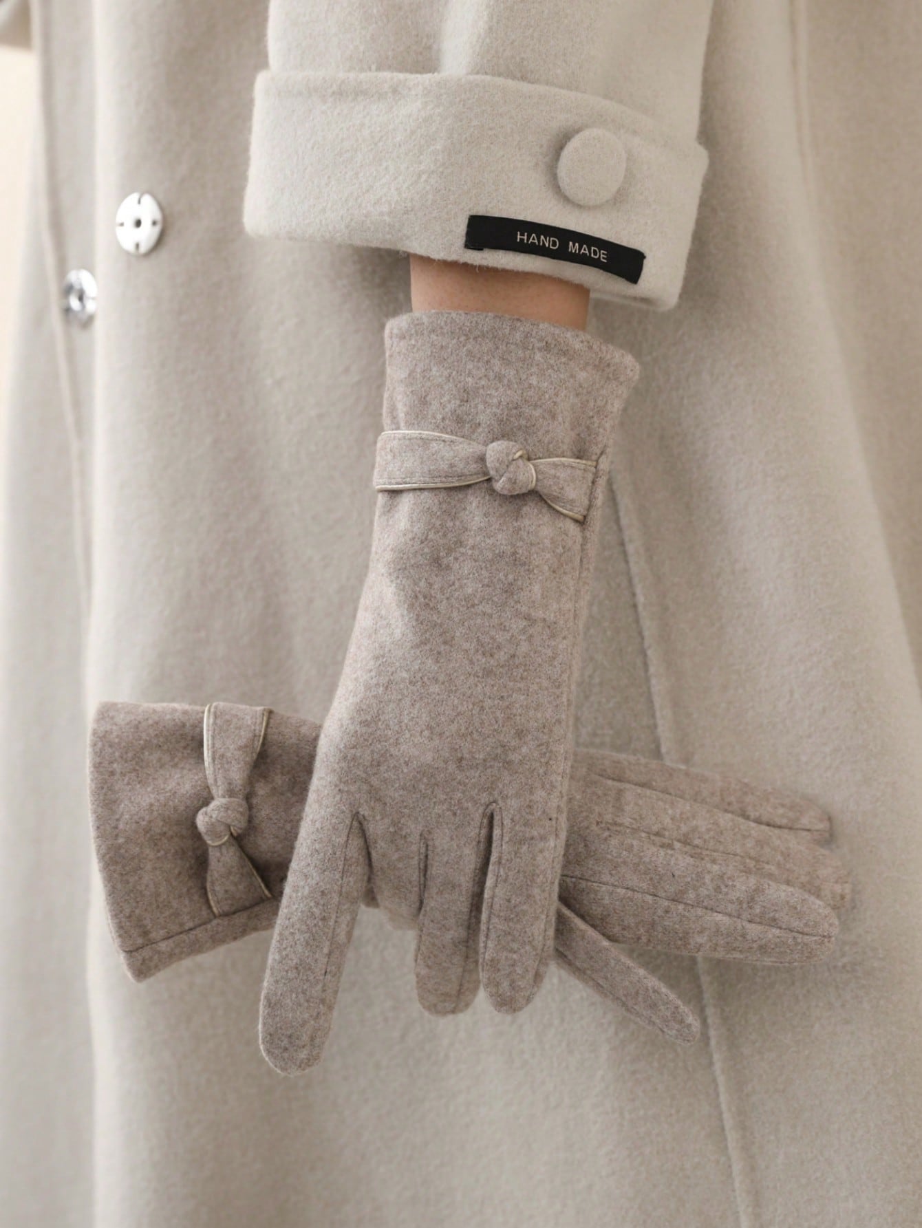 1 paire de gants chauds décontractés en polyester de couleur unie avec nœud, compatibles — vue 3