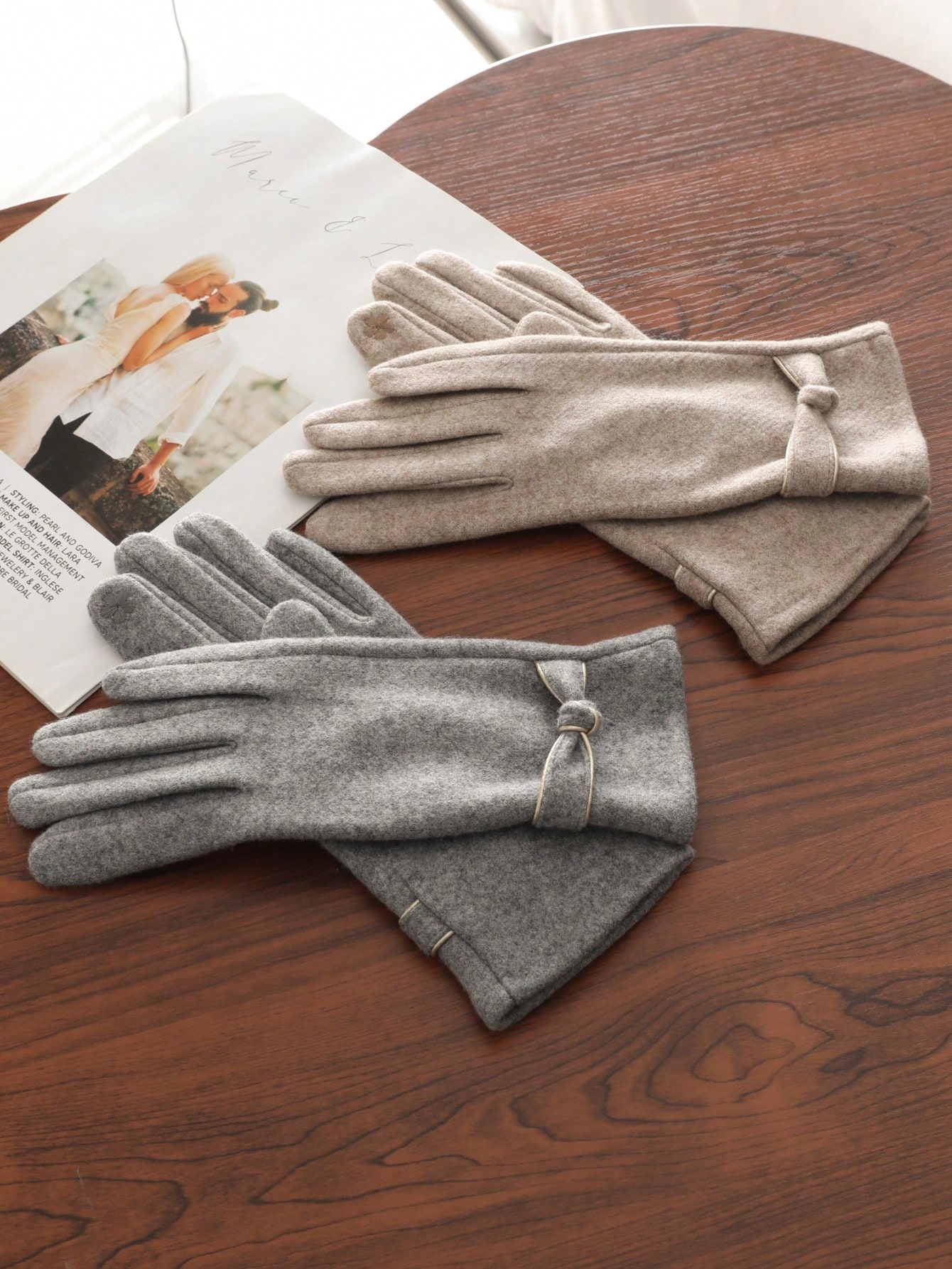1 paire de gants chauds décontractés en polyester de couleur unie avec nœud, compatibles — vue 11