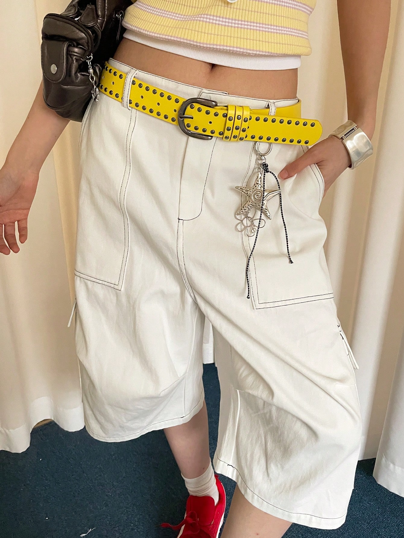 Ceinture en PU jaune pour femmes, style punk avec double rangée de rivets décoratifs, — vue 5