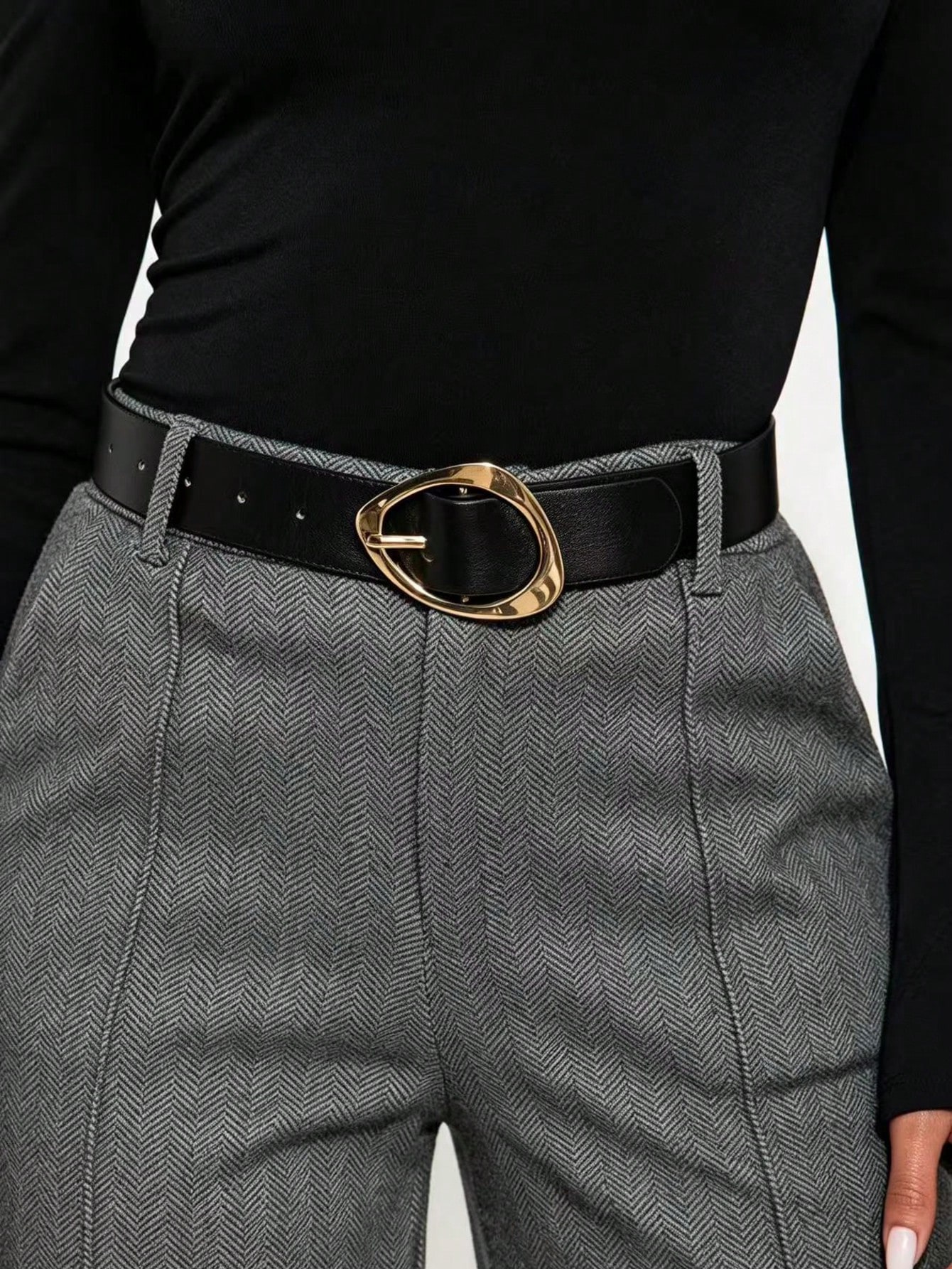 Ceinture fine pour femme en daim marron café avec boucle métallique, style décontracté — vue 3