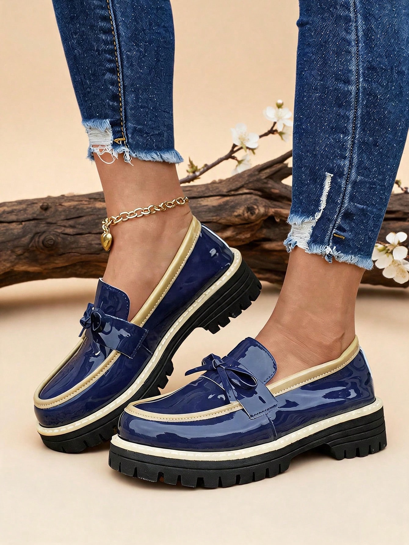 1 paire de mocassins pour femmes à semelle épaisse bicolore avec décoration de nœud bleu, — vue 2