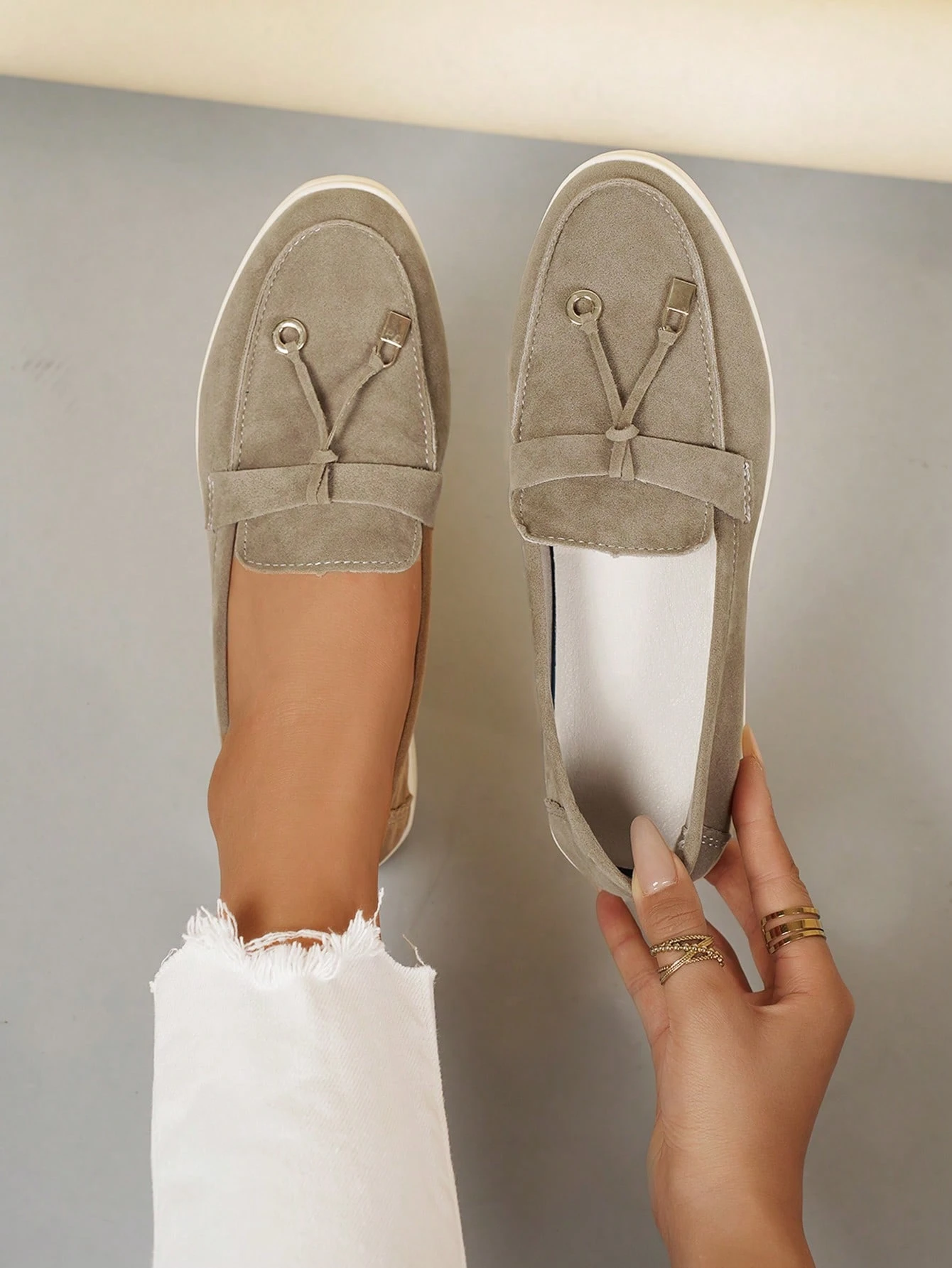 Mocassins décontractés pour femmes, décoration boucle métallique mode, chaussures plates — vue 9