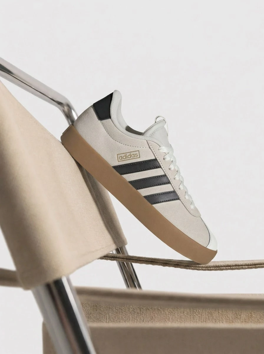 Baskets Adidas VL Court homme à lacets, semelle antidérapante, style héritage — vue 4