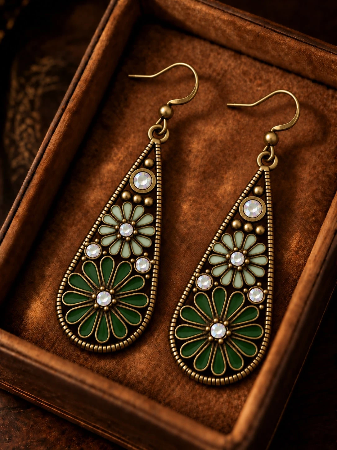 1 paire de boucles d'oreilles vintage à fleurs en forme de larme pour femmes, boucles