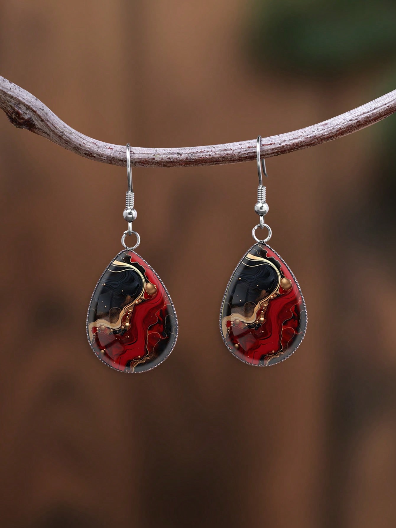 YUJUGLOW 1 paire de boucles d'oreilles style abstrait rouge à motif texturé avec crochets — vue 7