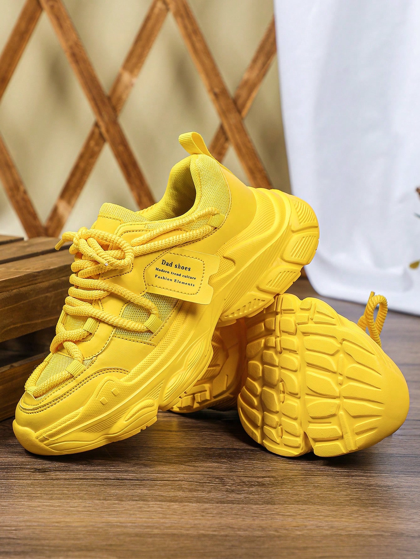 Baskets noires style rétro sport confortables pour fitness extérieur et usage — vue 8
