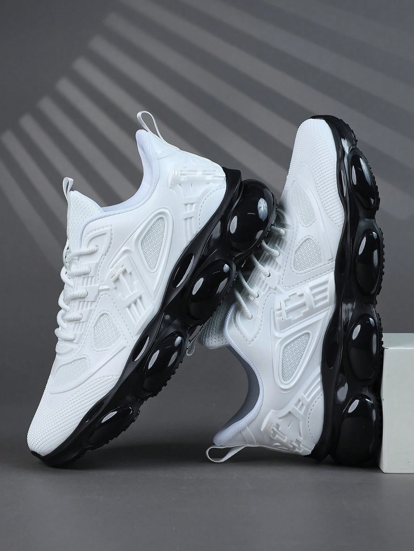 Chaussures de sport noires à coussin d'air pour hommes, chaussures de course respirantes — vue 8