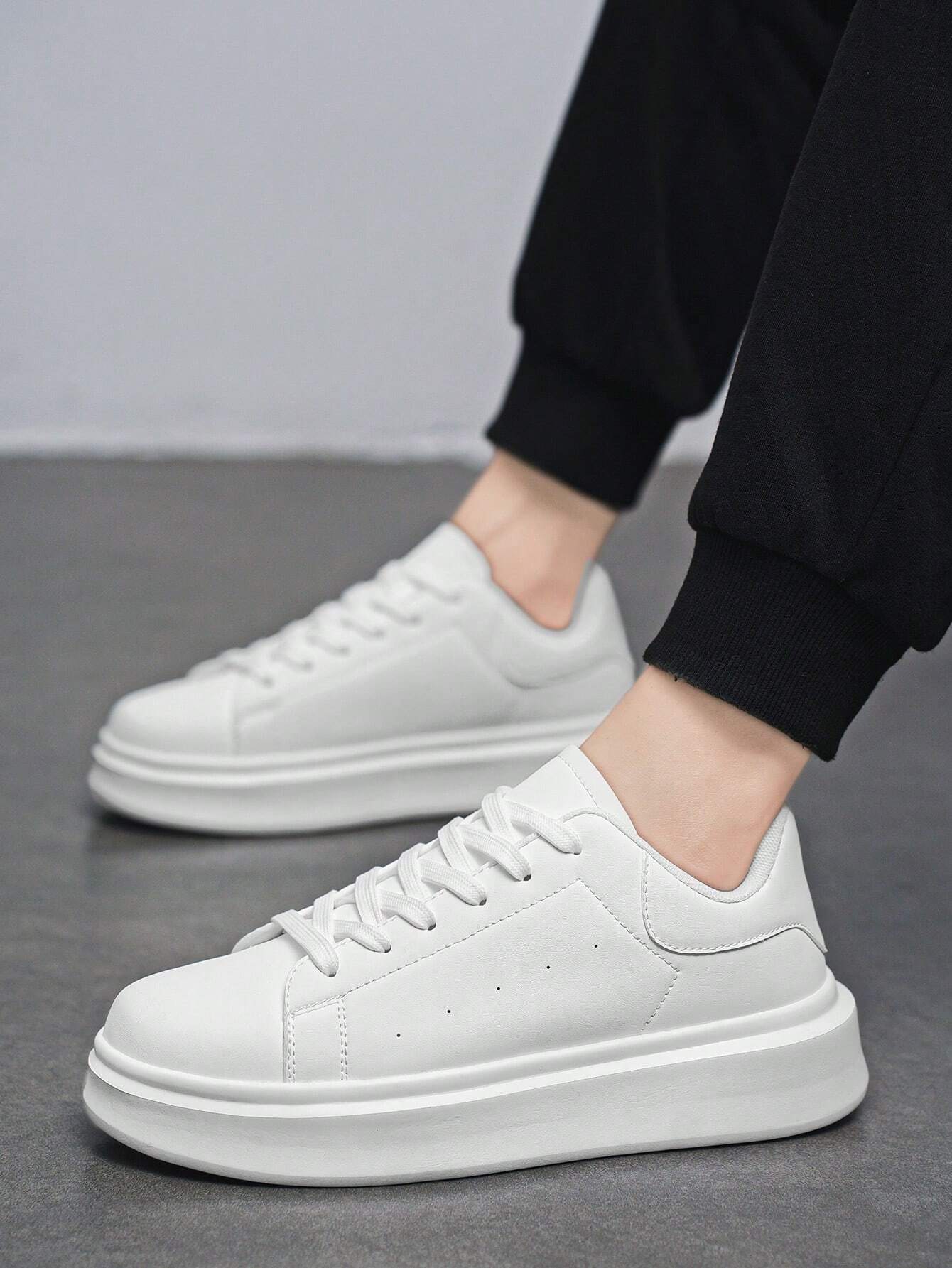 Baskets décontractées pour hommes de couleur unie, style minimaliste mode, lacets, — vue 7