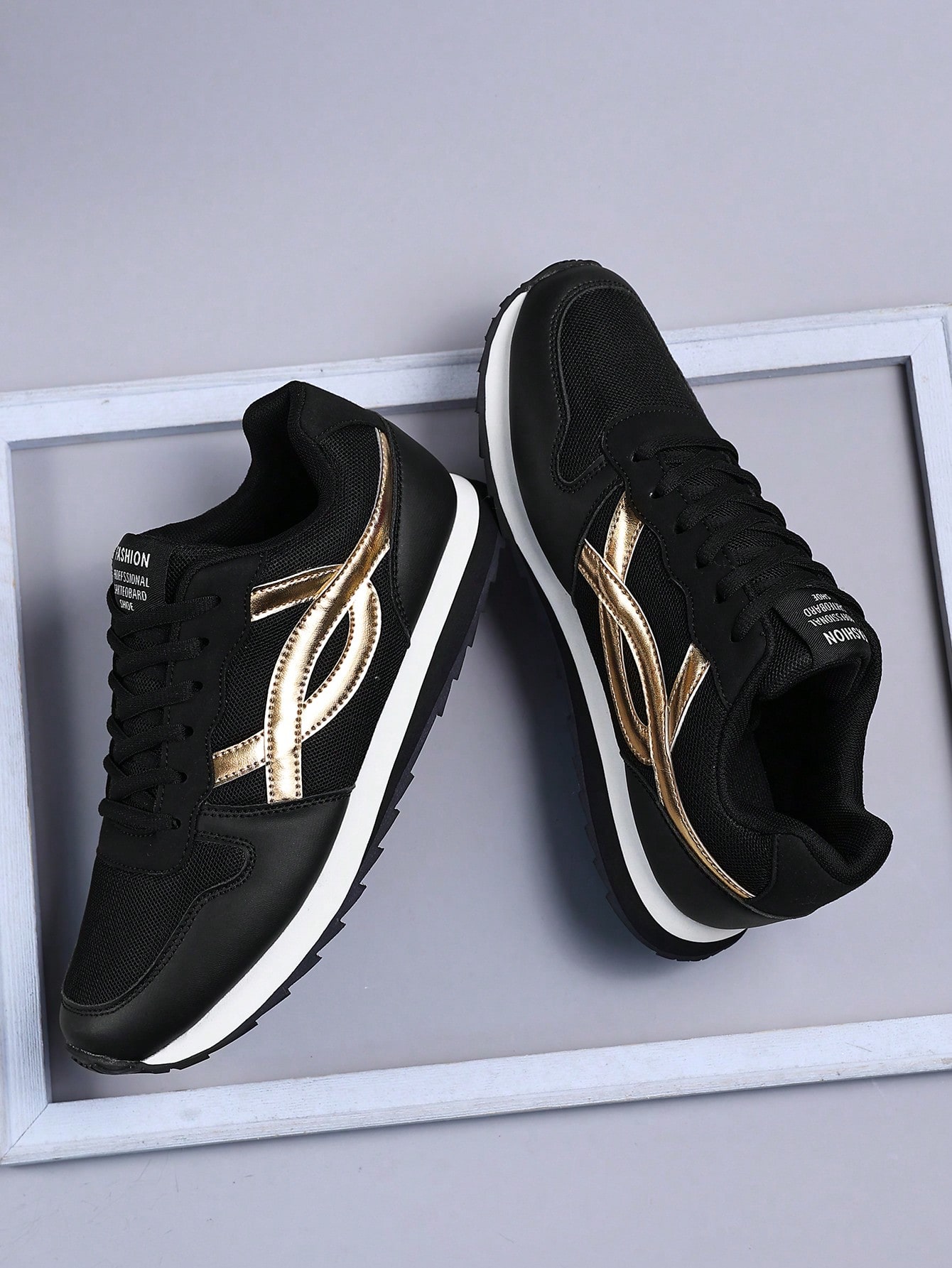 1 paire de chaussures de jogging pour hommes & femmes, style chaussures de sport — vue 2