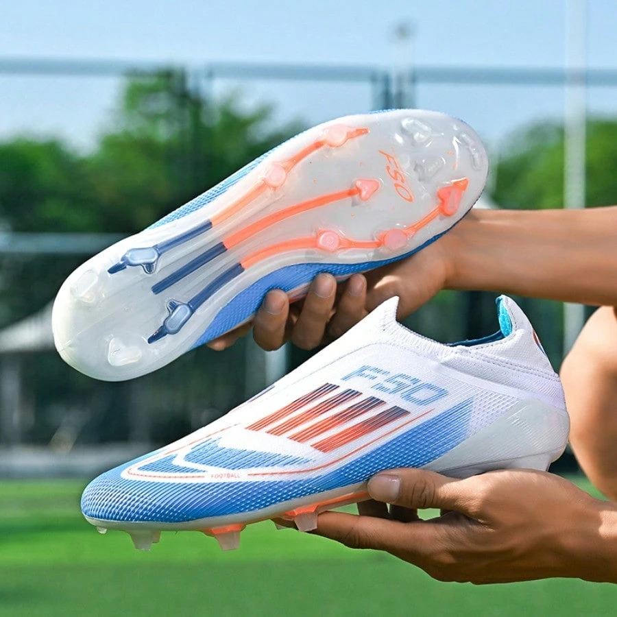 Nouvelles chaussures de football pour hommes antidérapantes confortables pour gazon — vue 3