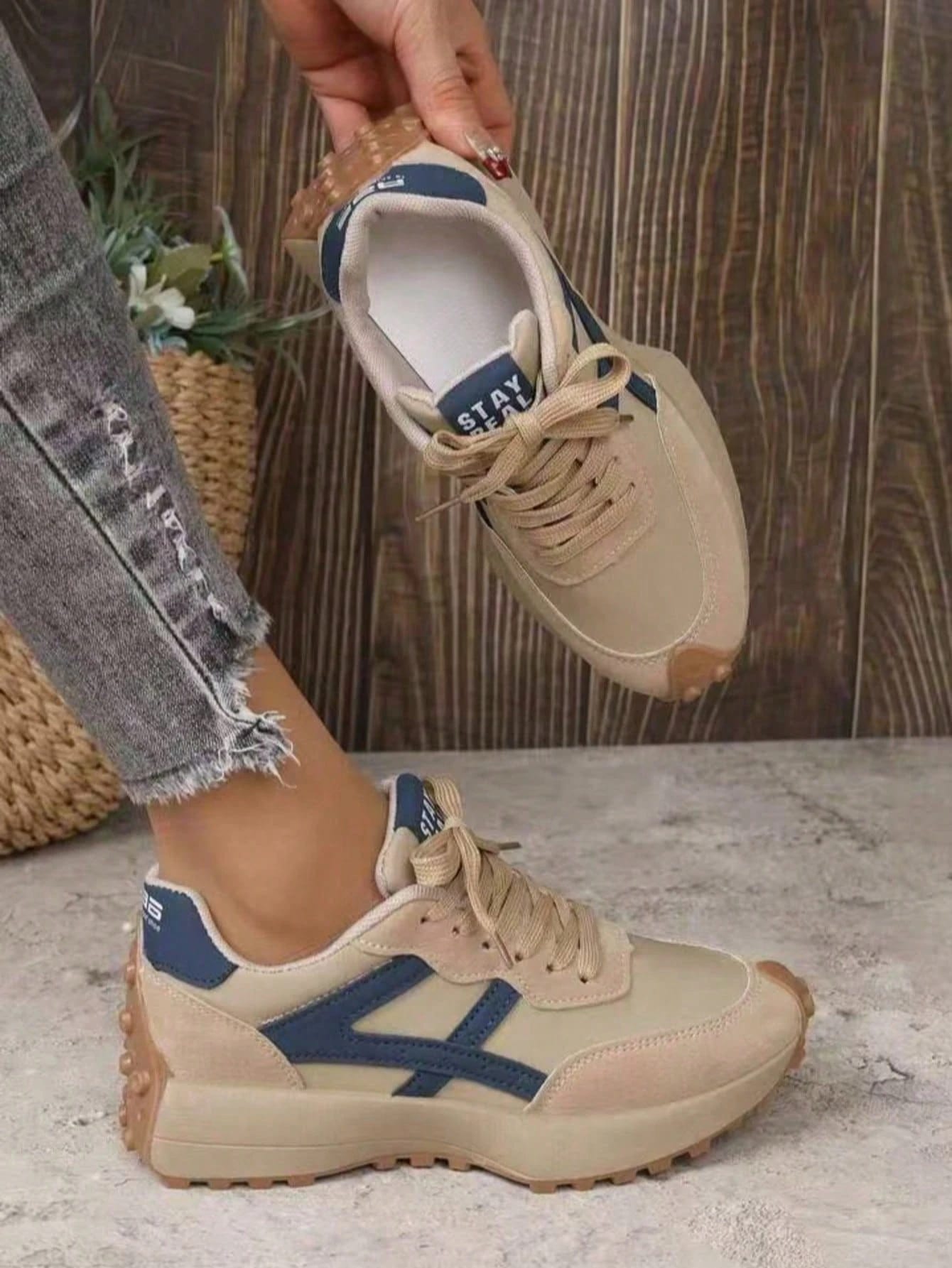 Chaussures de sport à lacets confortables pour femmes - Chaussures polyvalentes légères