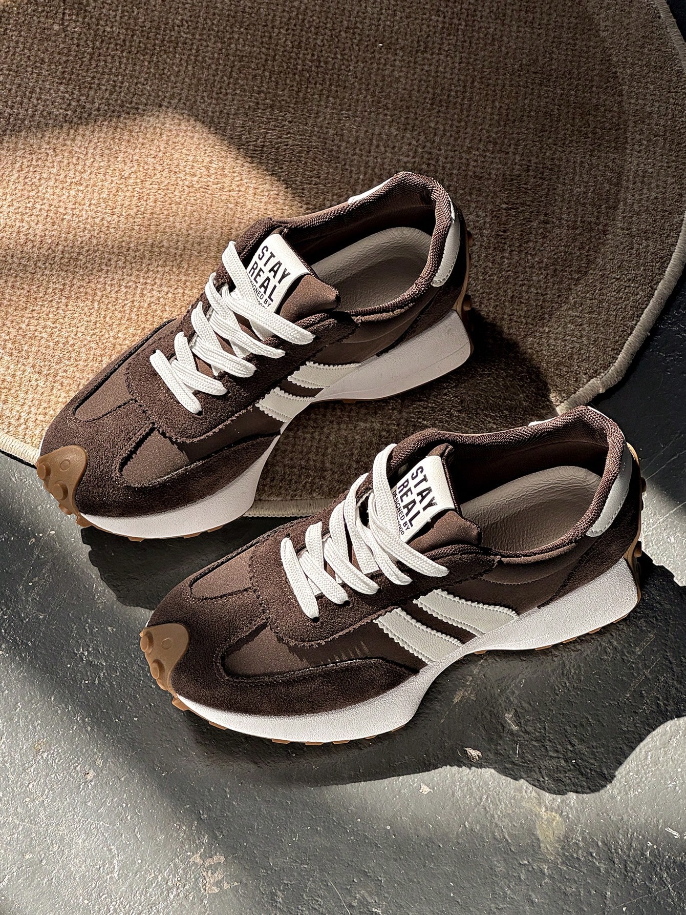 Baskets à semelle épaisse pour femmes, chaussures à semelle fine, chaussures de marche — vue 2